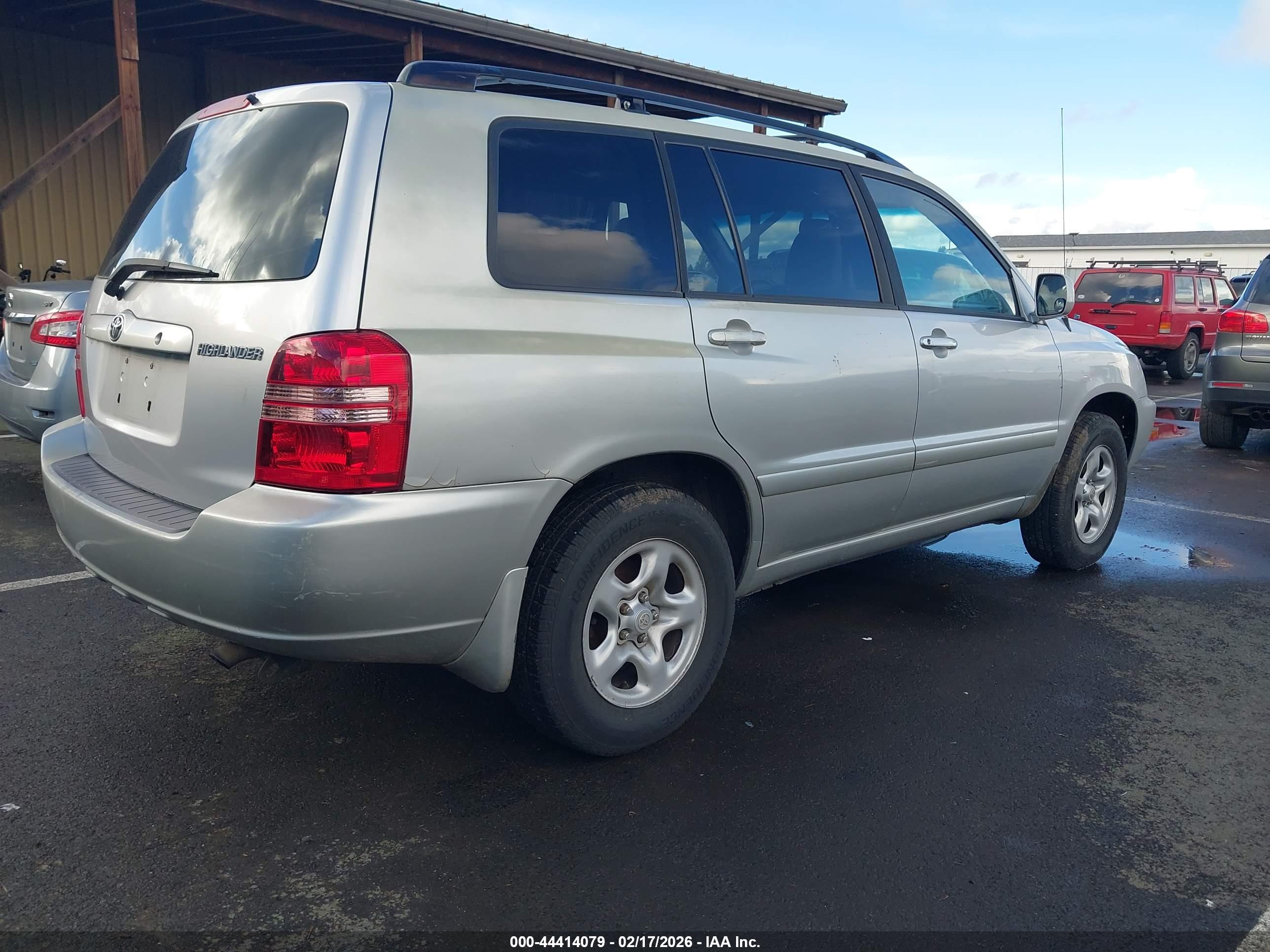 TOYOTA HIGHLANDER image 4