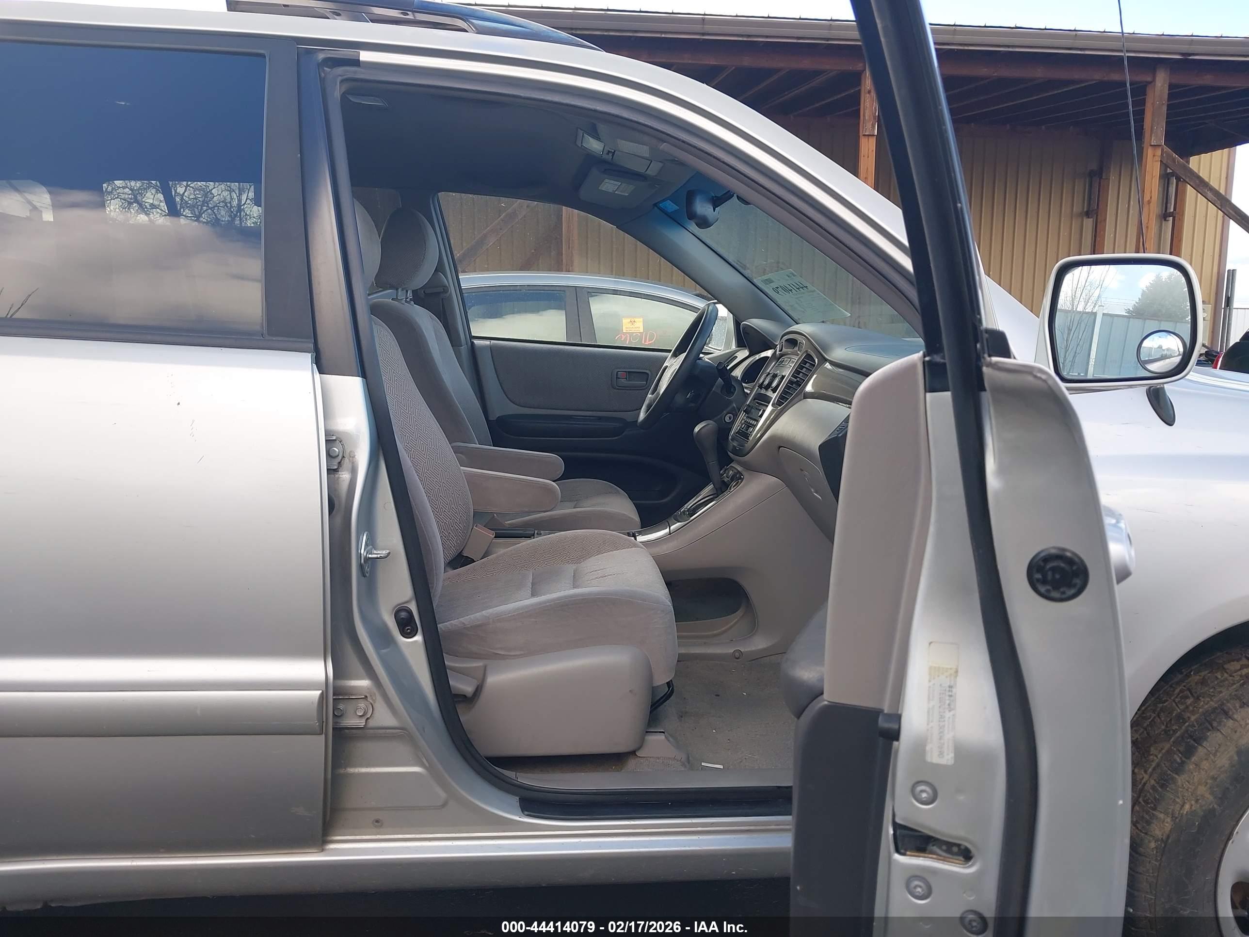 TOYOTA HIGHLANDER image 5