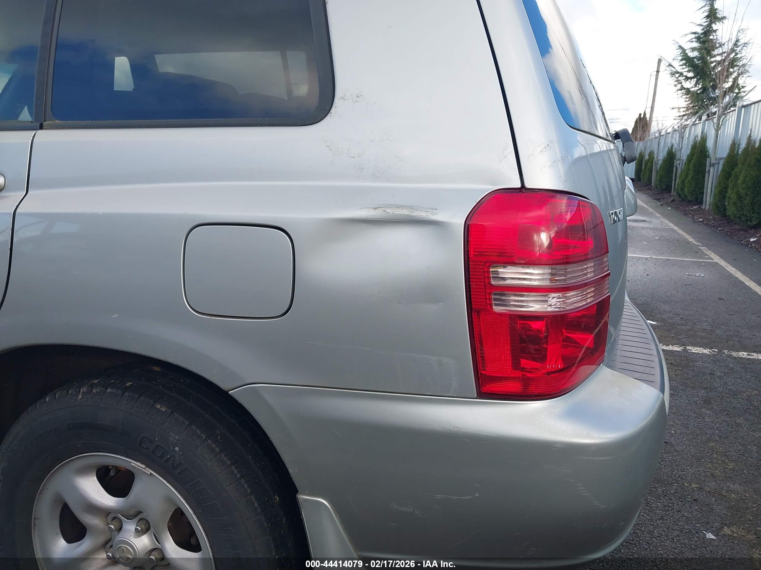 TOYOTA HIGHLANDER image 6