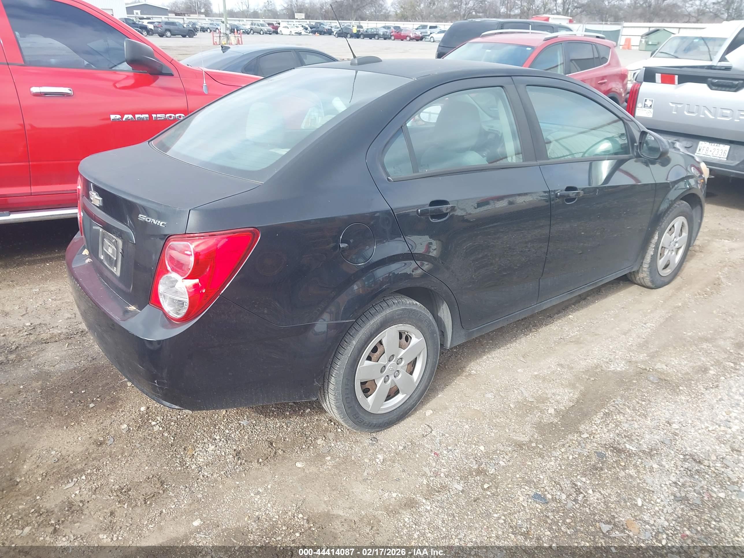 CHEVROLET SONIC image 4