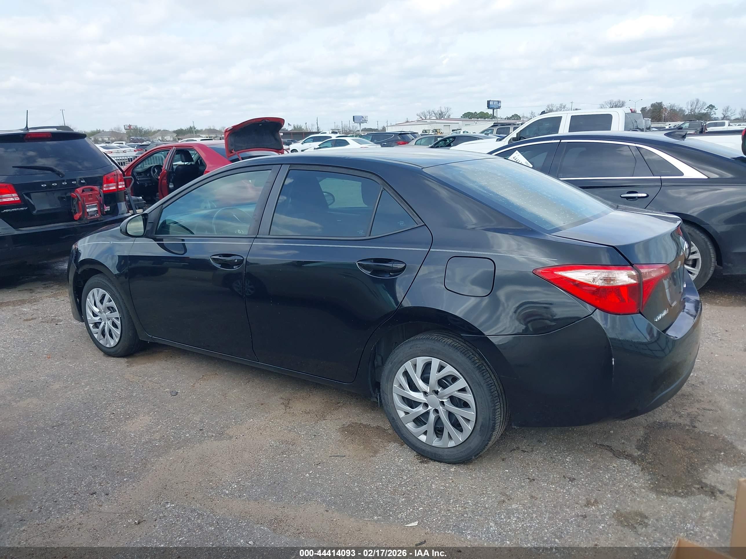 TOYOTA COROLLA image 3
