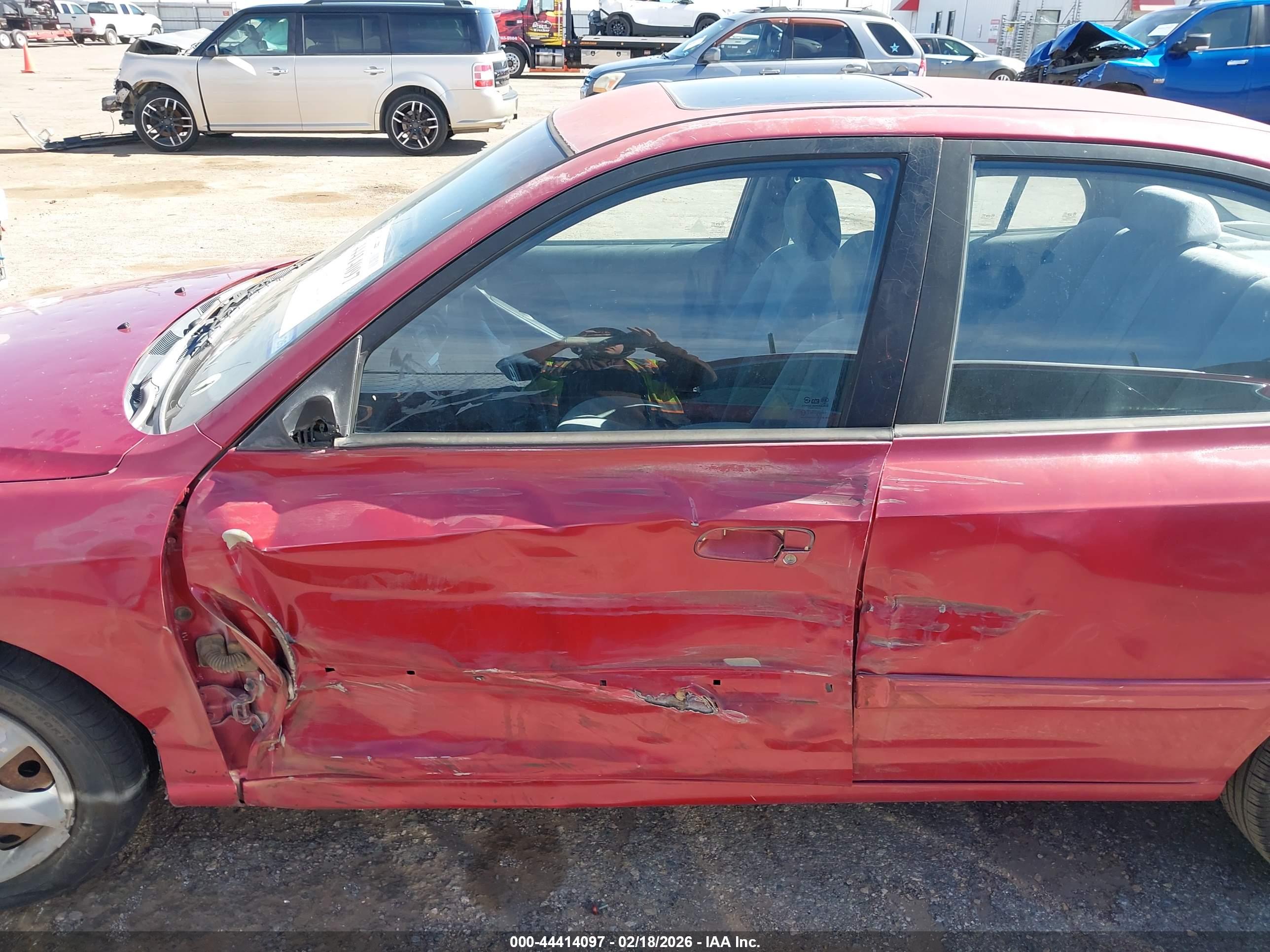 HYUNDAI ELANTRA image 6