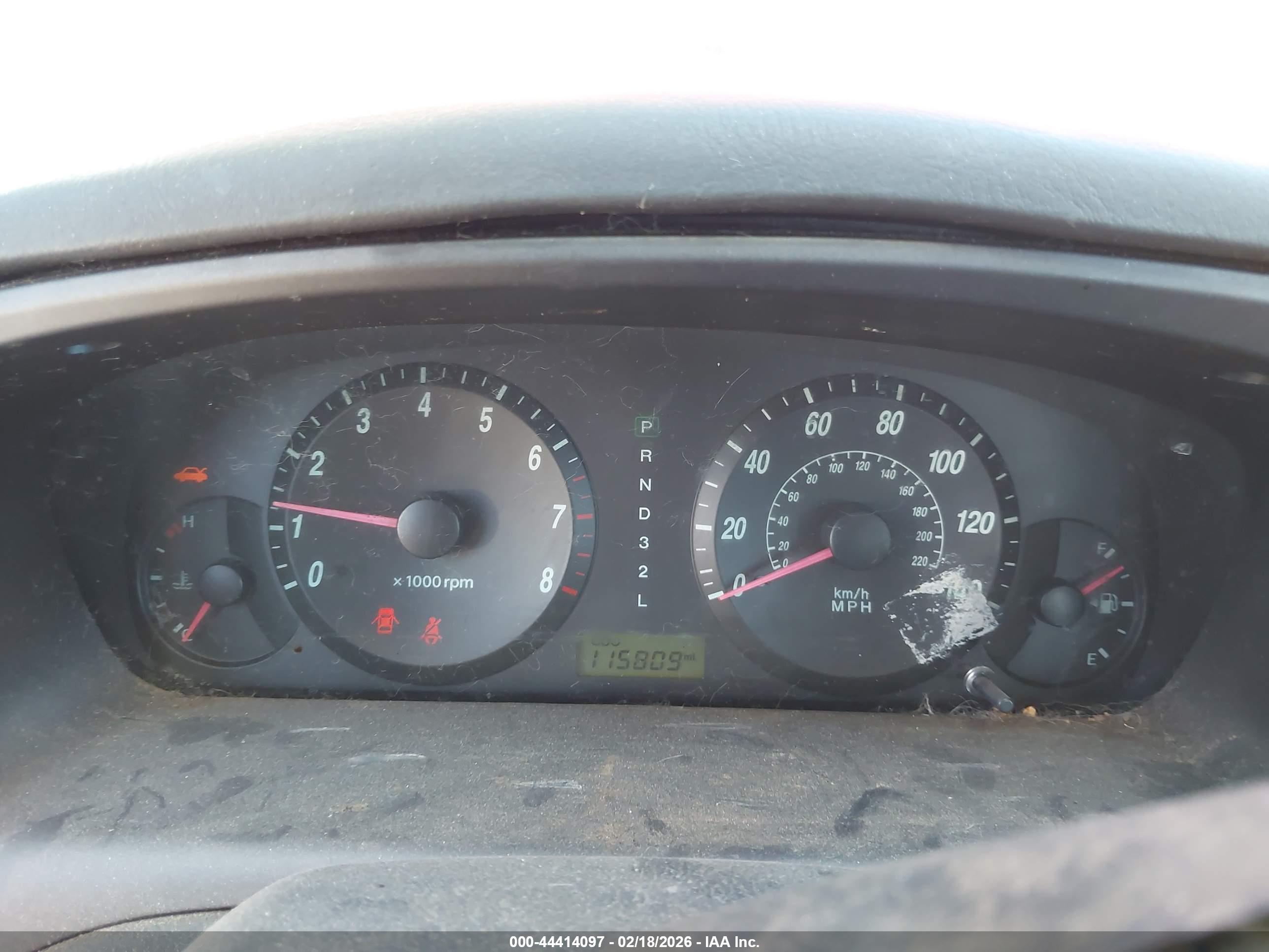 HYUNDAI ELANTRA image 7