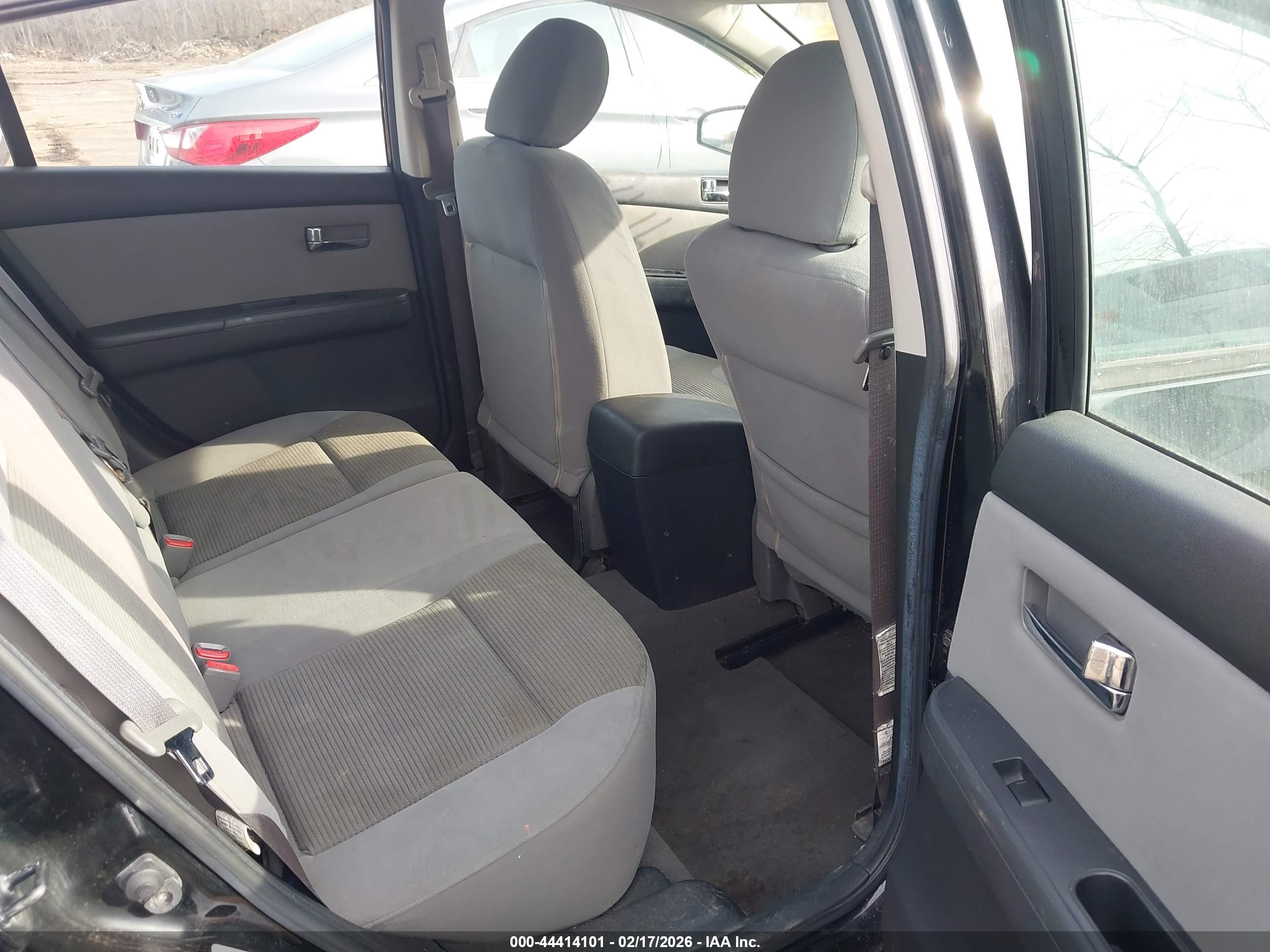 NISSAN SENTRA image 8