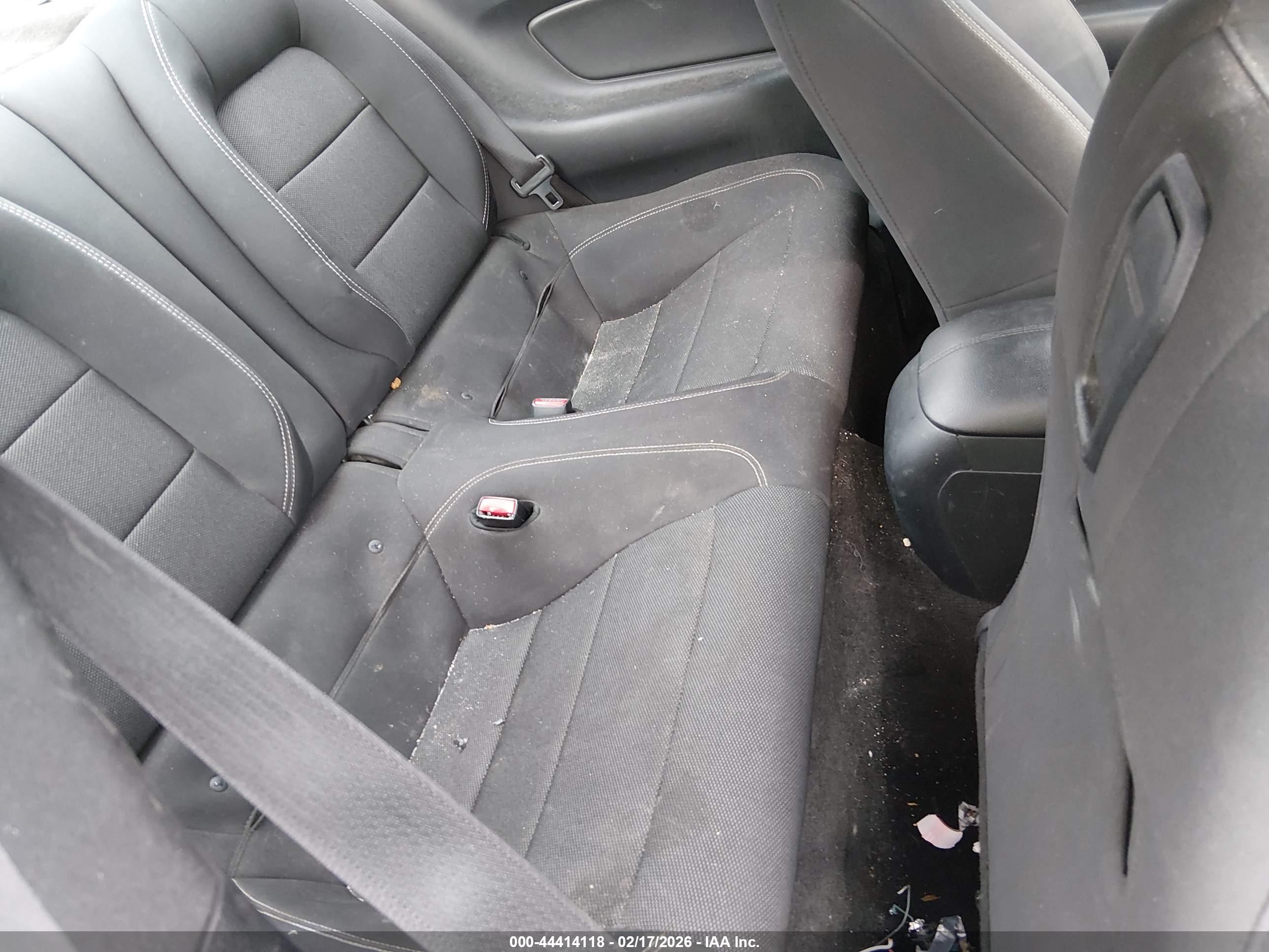 FORD MUSTANG image 8