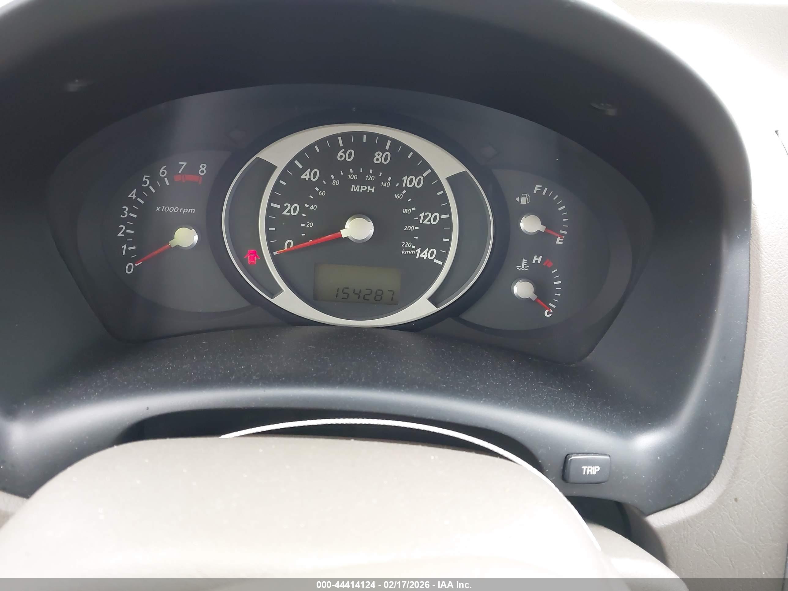 HYUNDAI TUCSON image 7