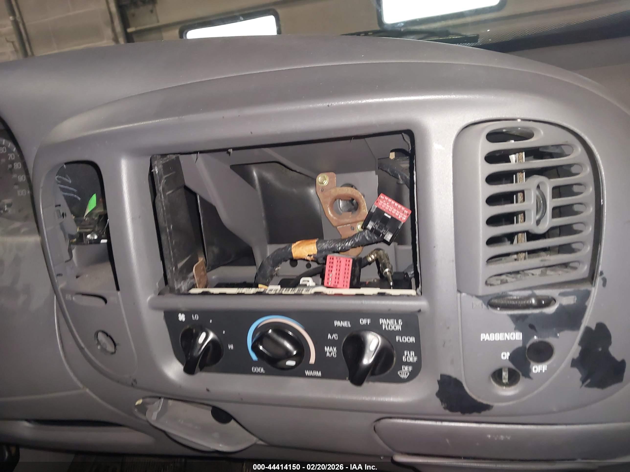FORD F-150 image 6