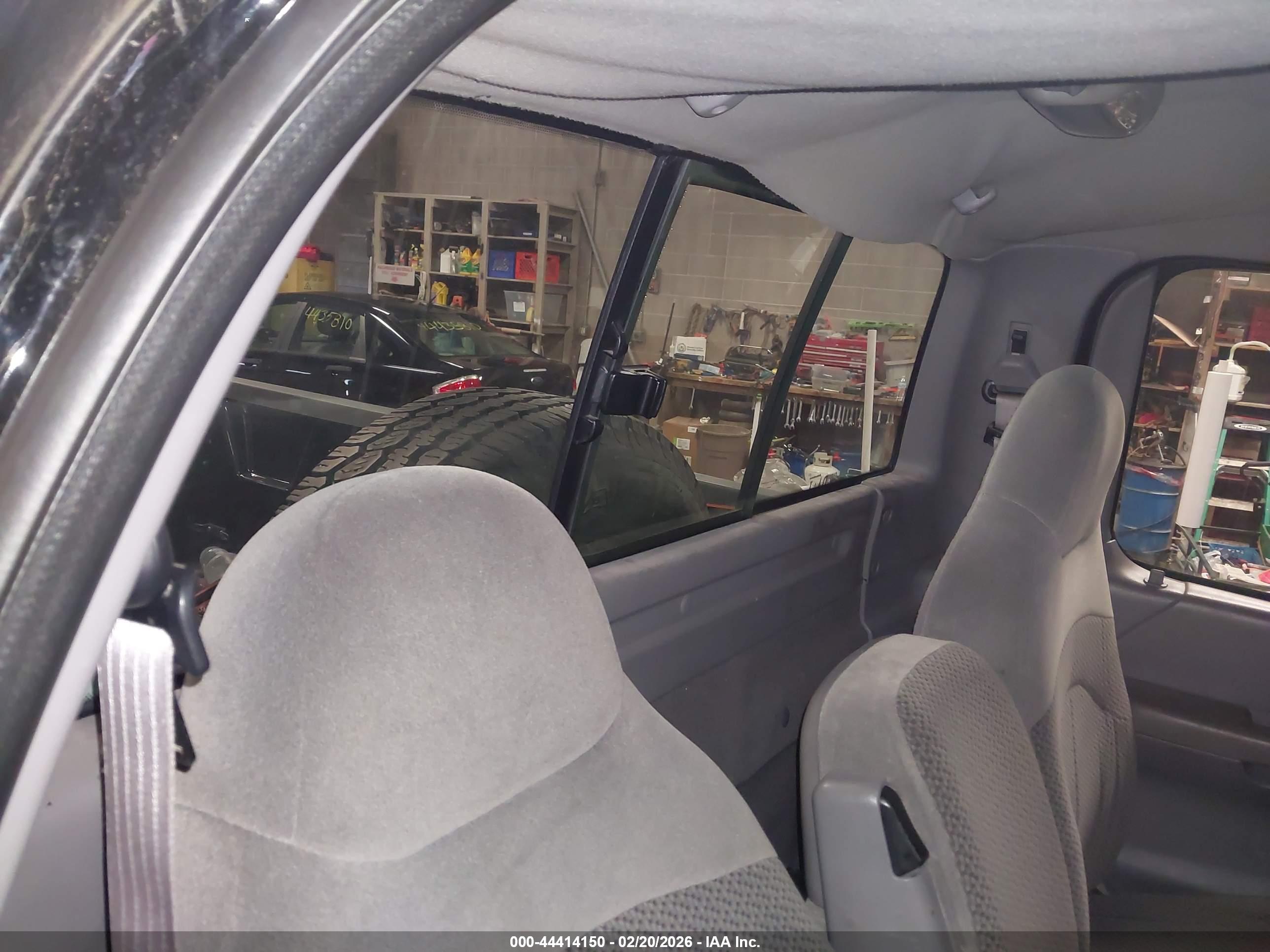 FORD F-150 image 8