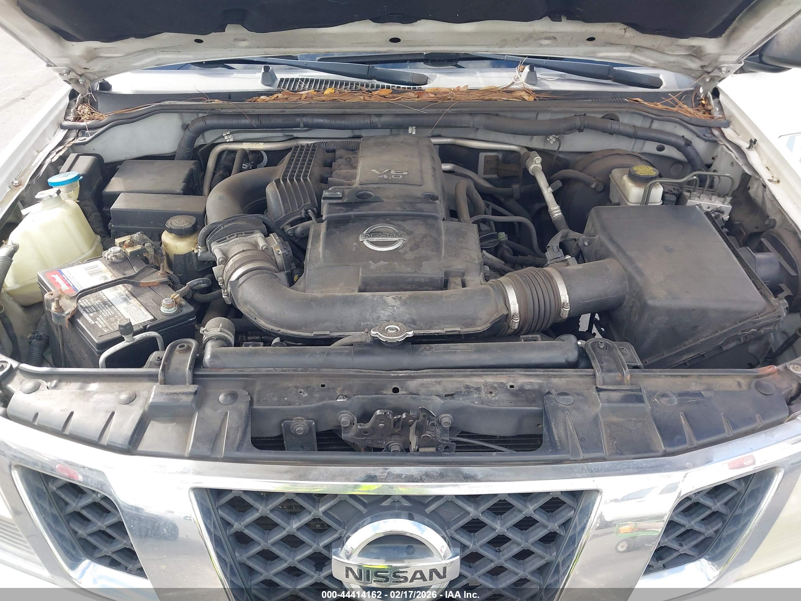 NISSAN FRONTIER image 10
