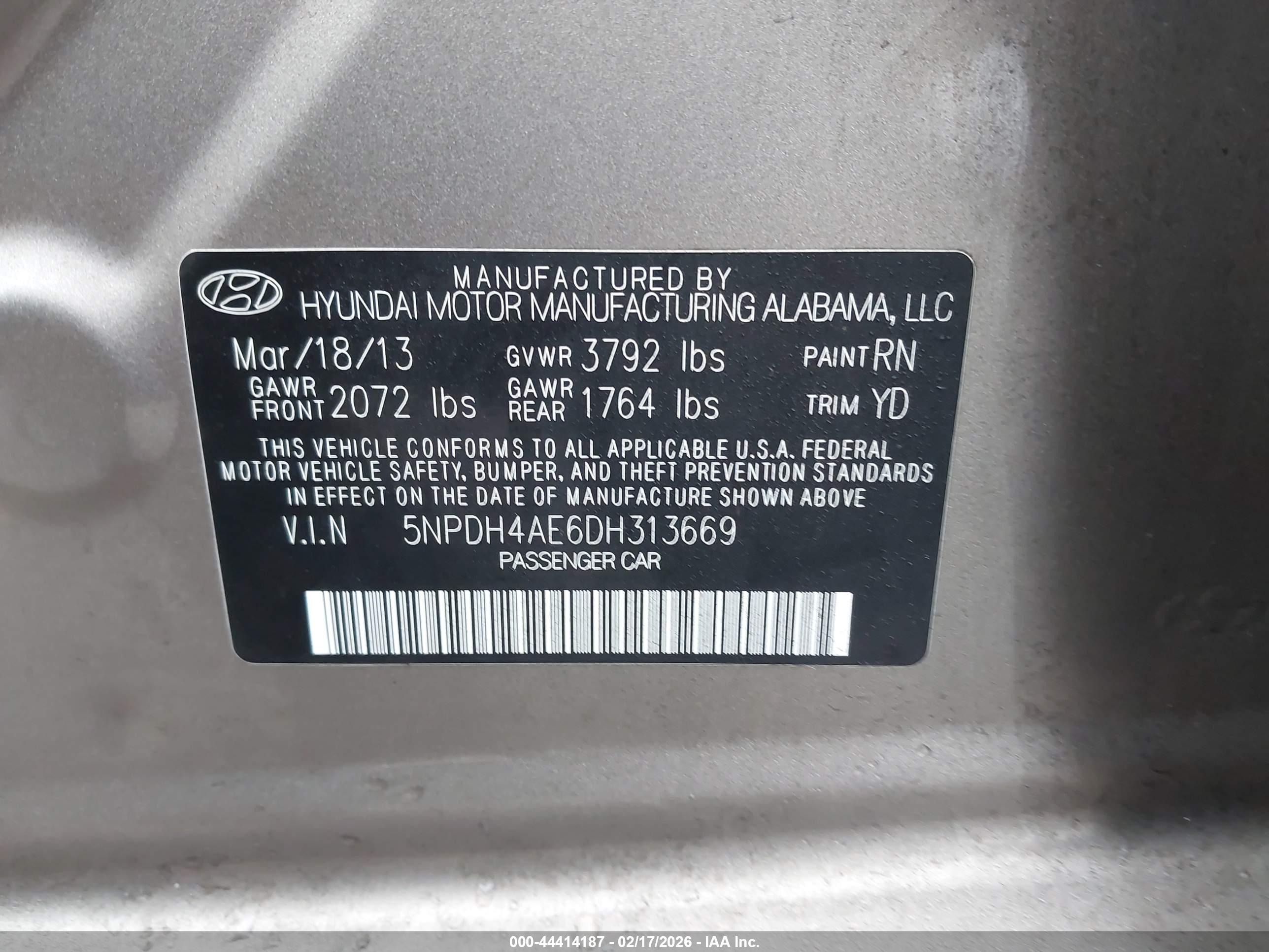 HYUNDAI ELANTRA image 9