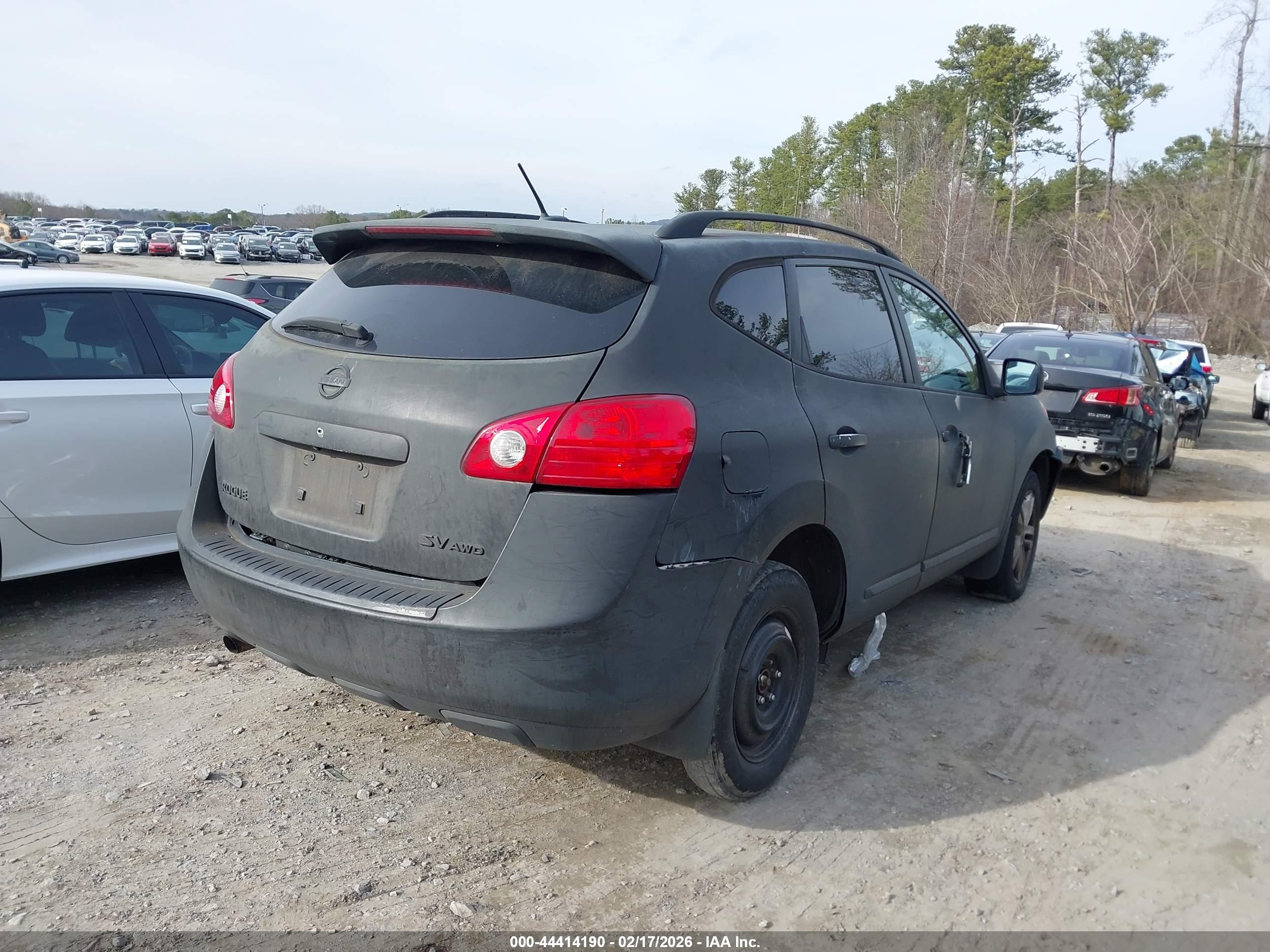 NISSAN ROGUE image 4