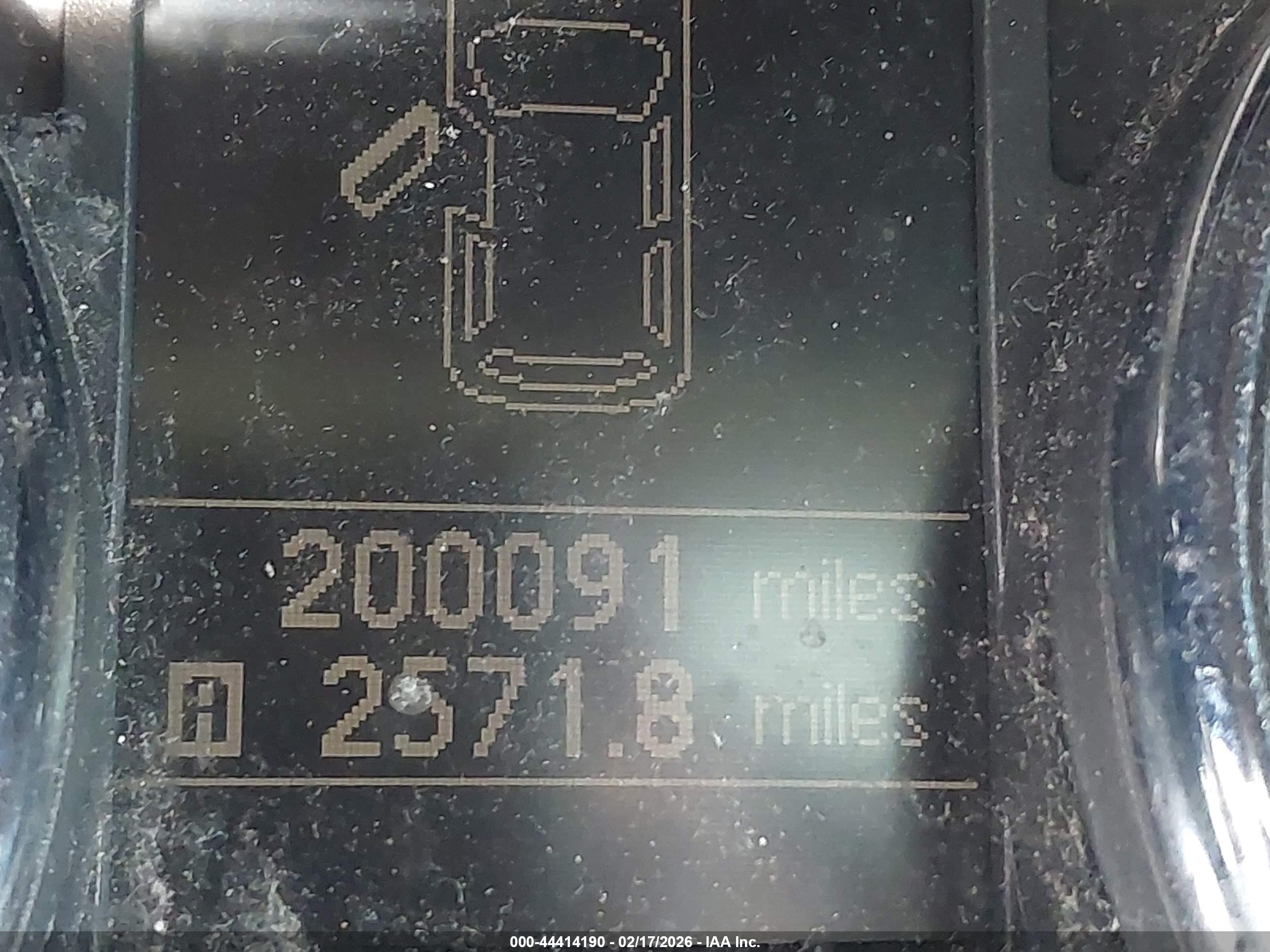 NISSAN ROGUE image 7