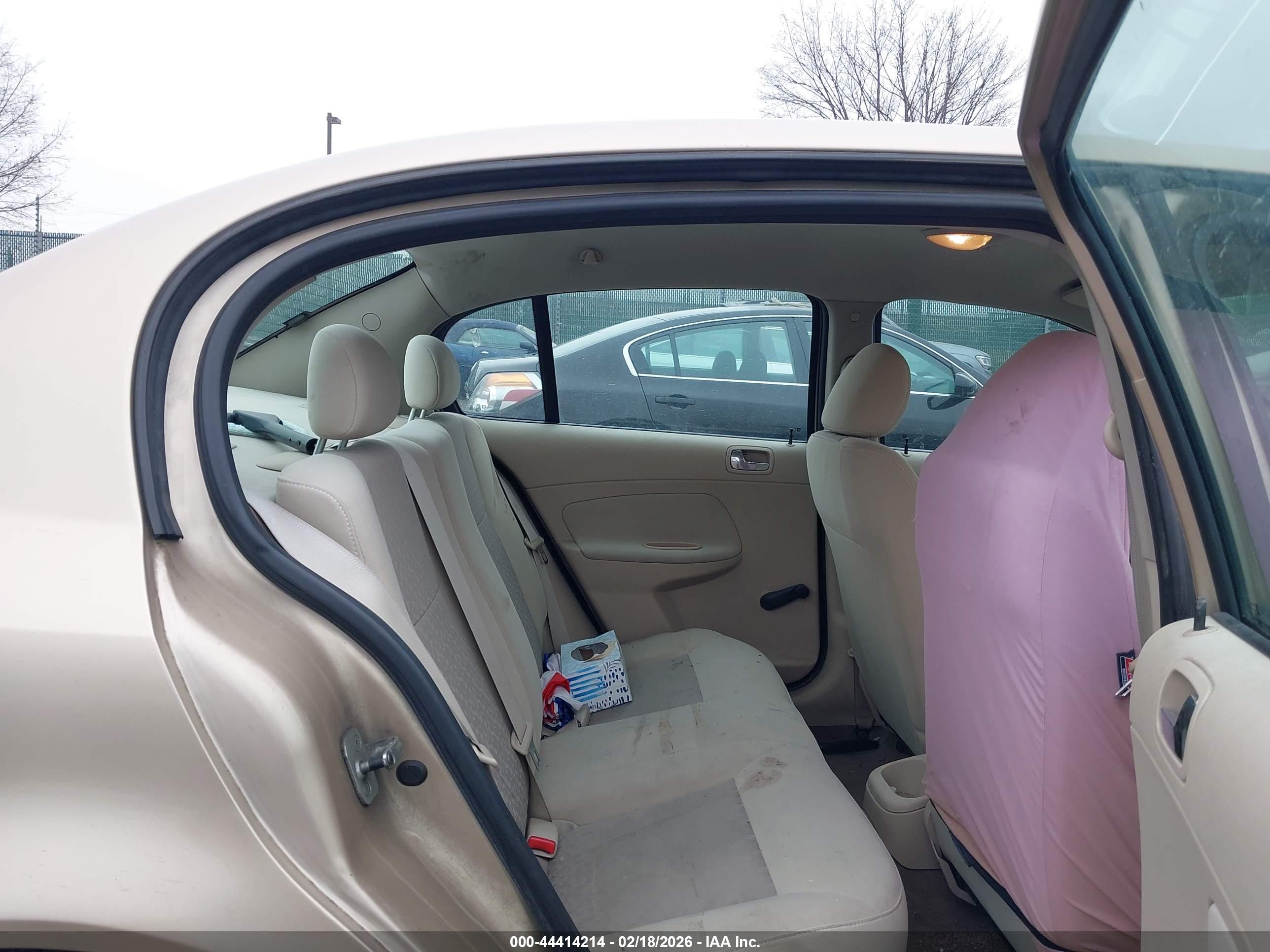 CHEVROLET COBALT image 8