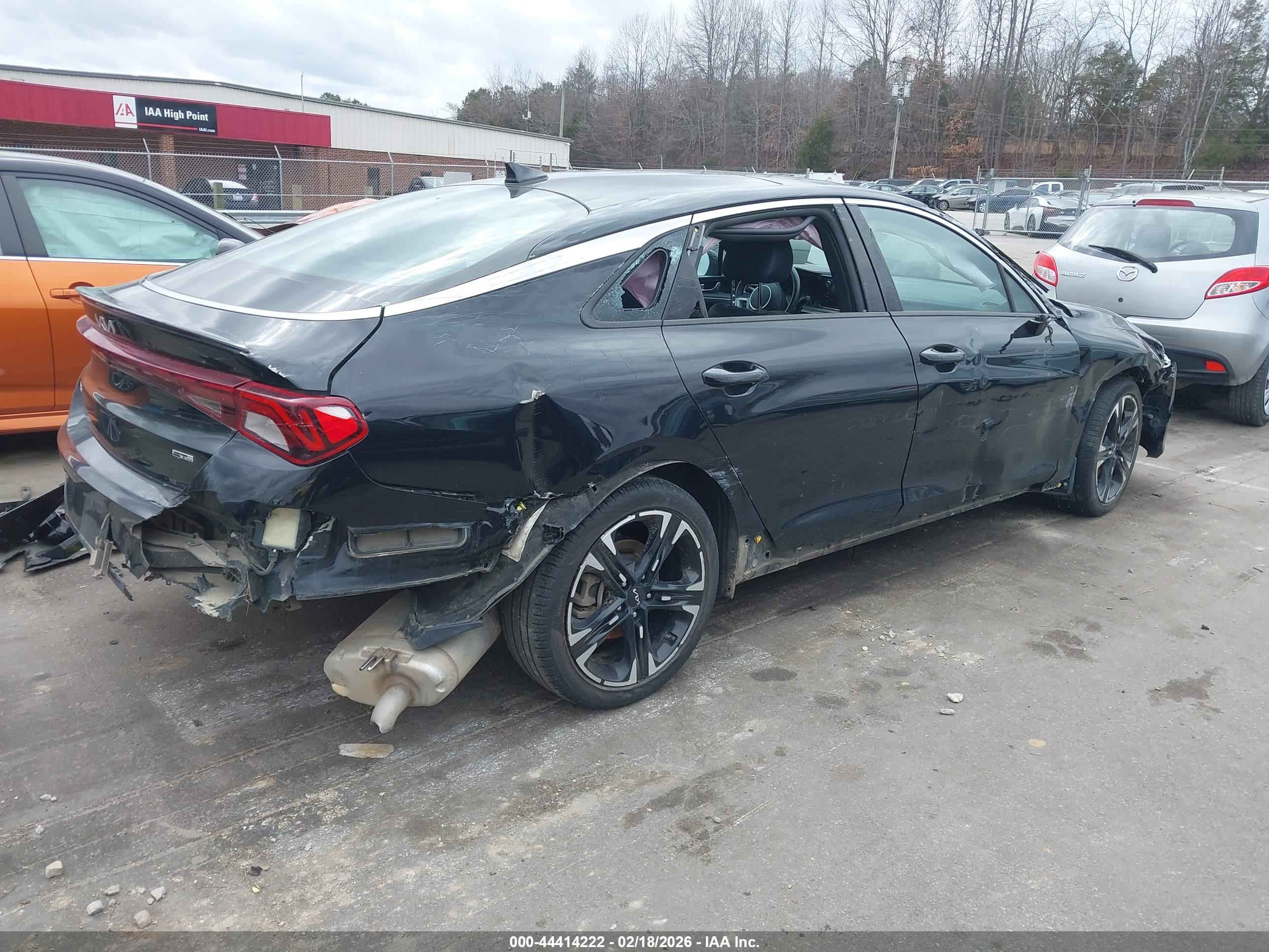 KIA K5 image 4
