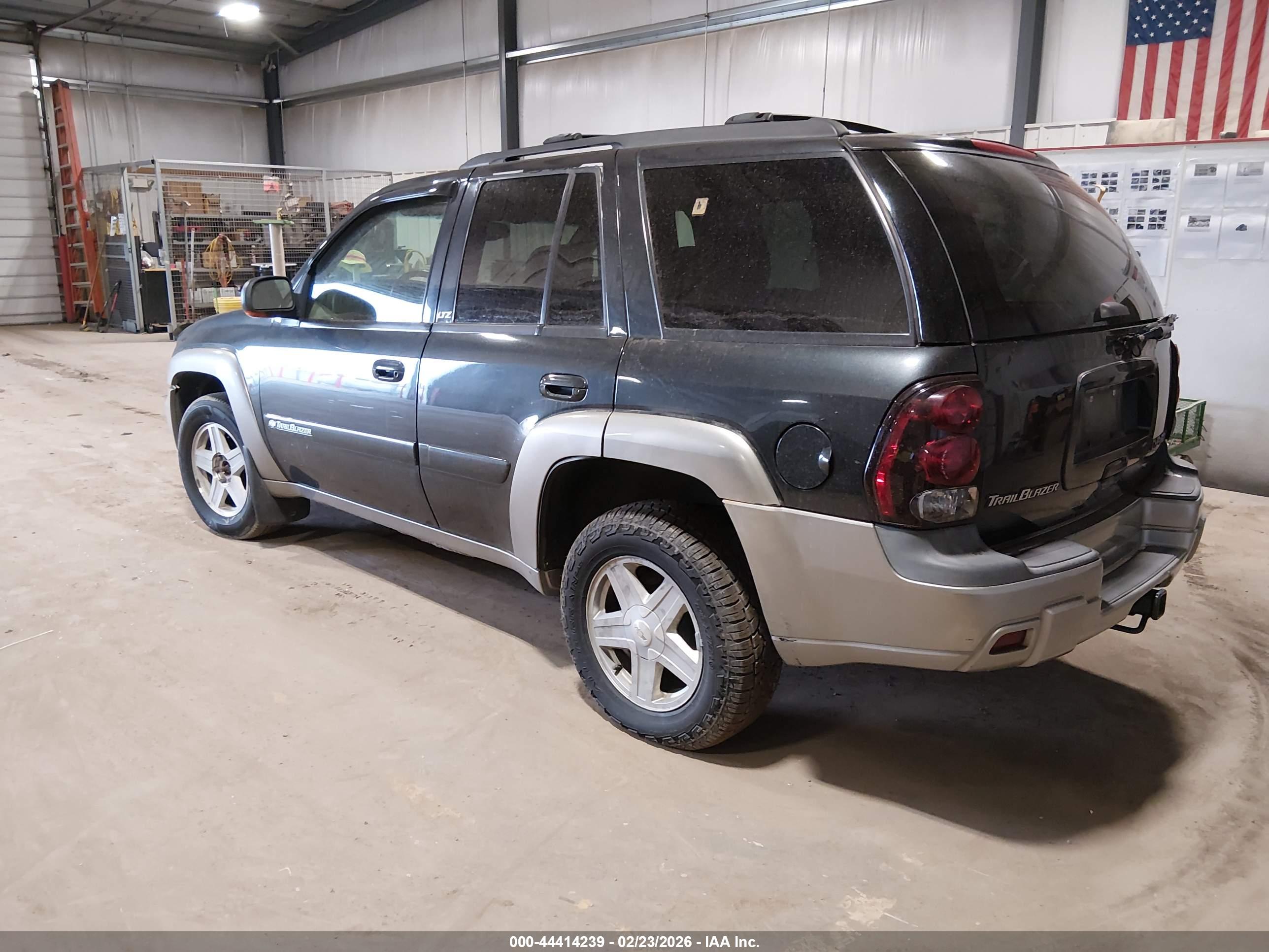 CHEVROLET TRAILBLAZER image 3