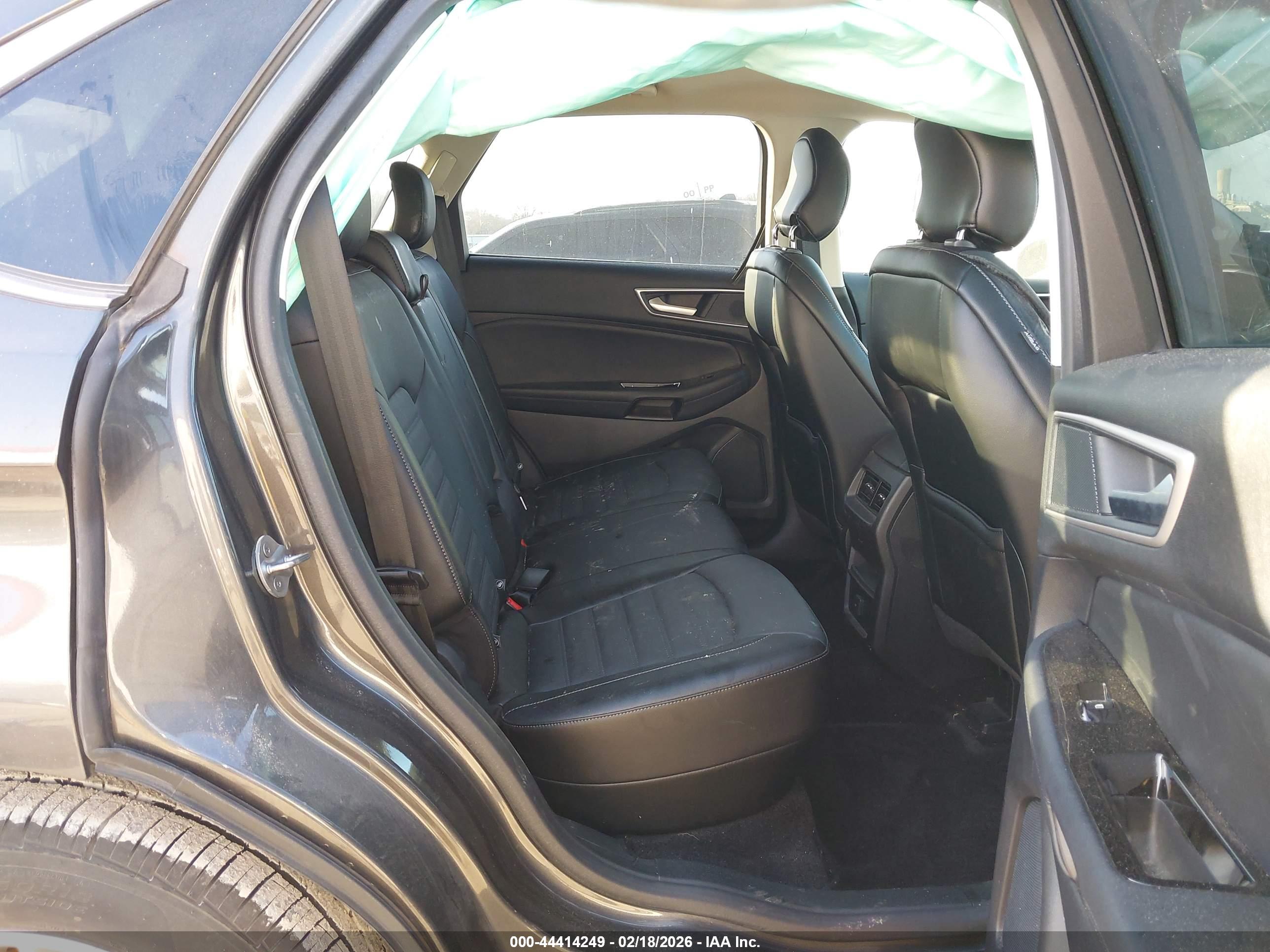 FORD EDGE image 8