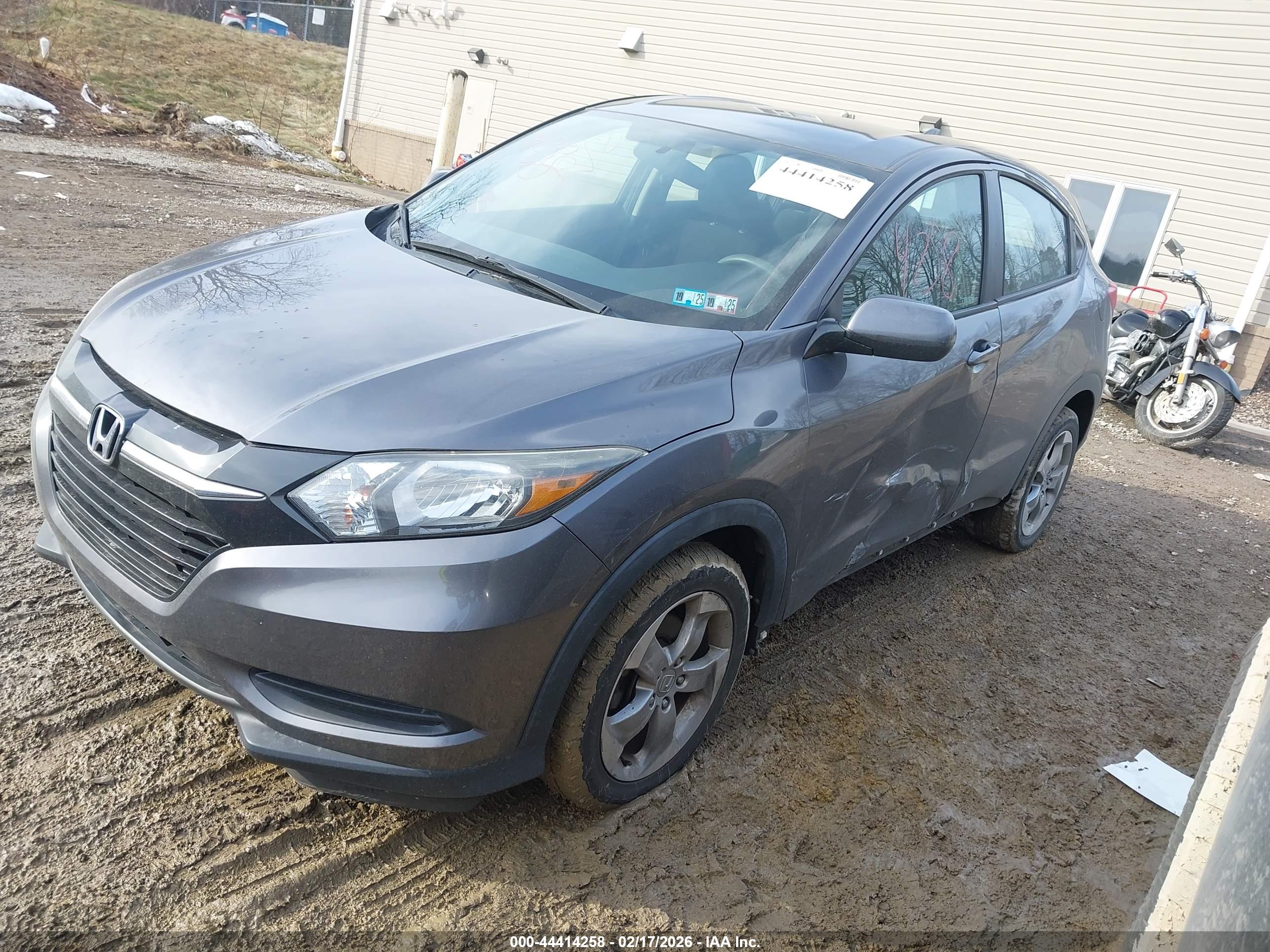 HONDA HR-V image 2