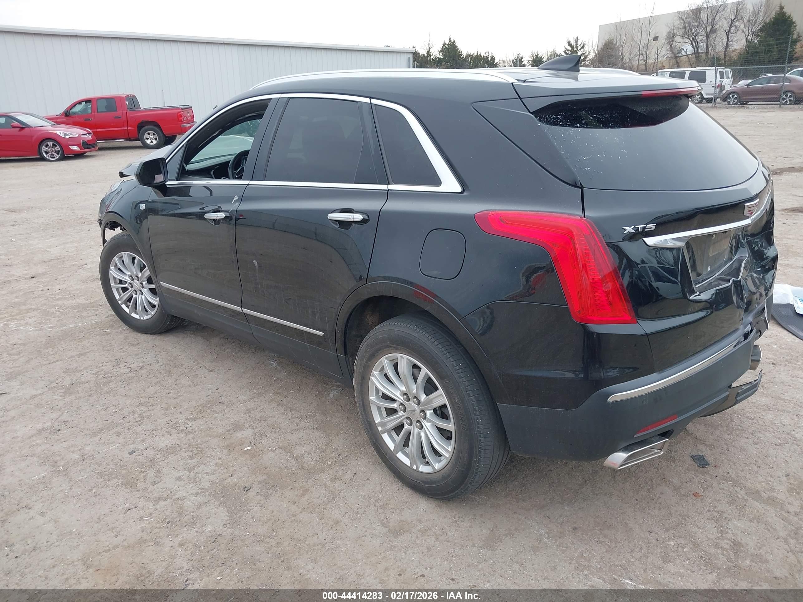 CADILLAC XT5 image 3
