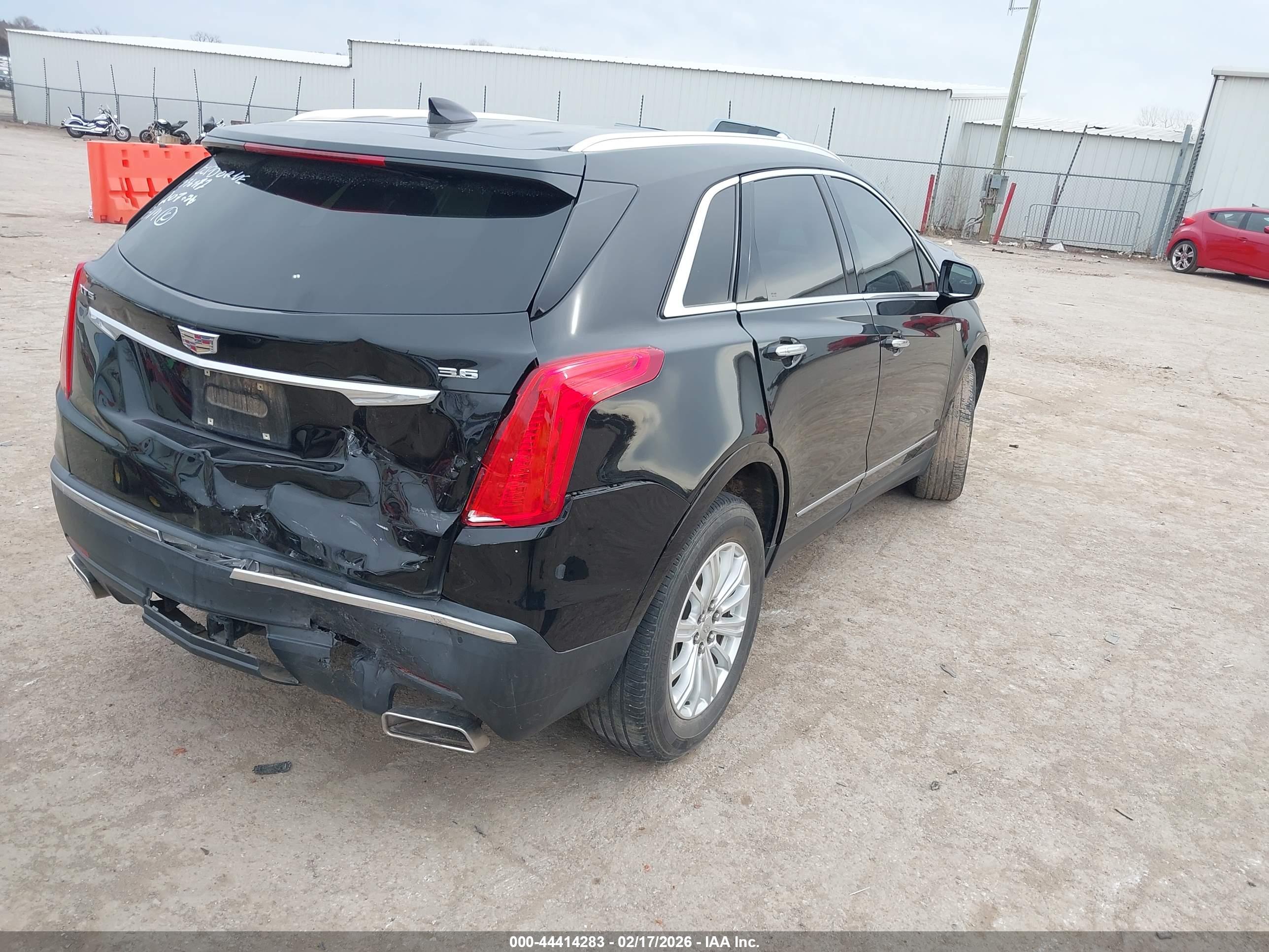 CADILLAC XT5 image 4