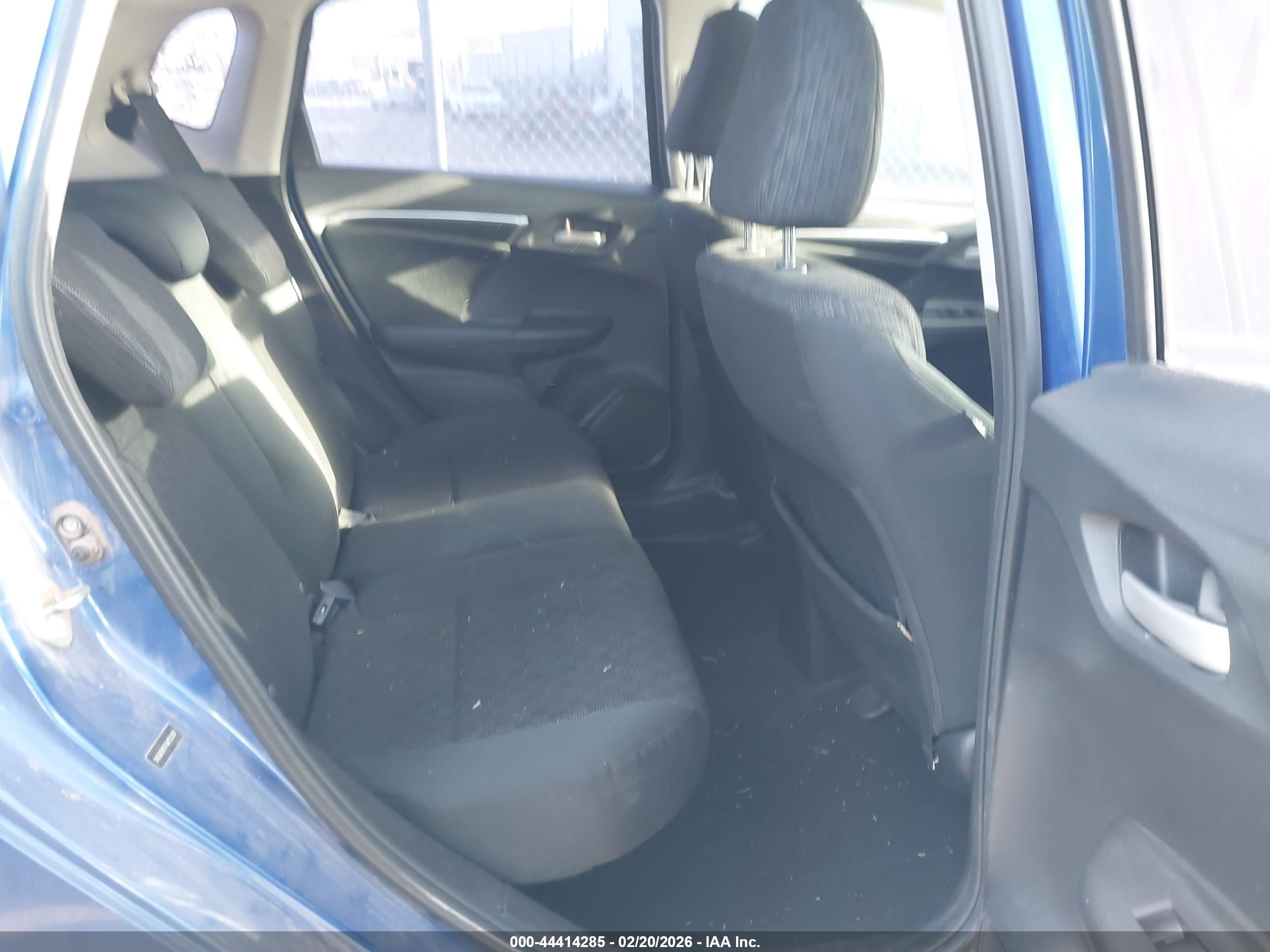 HONDA FIT image 8
