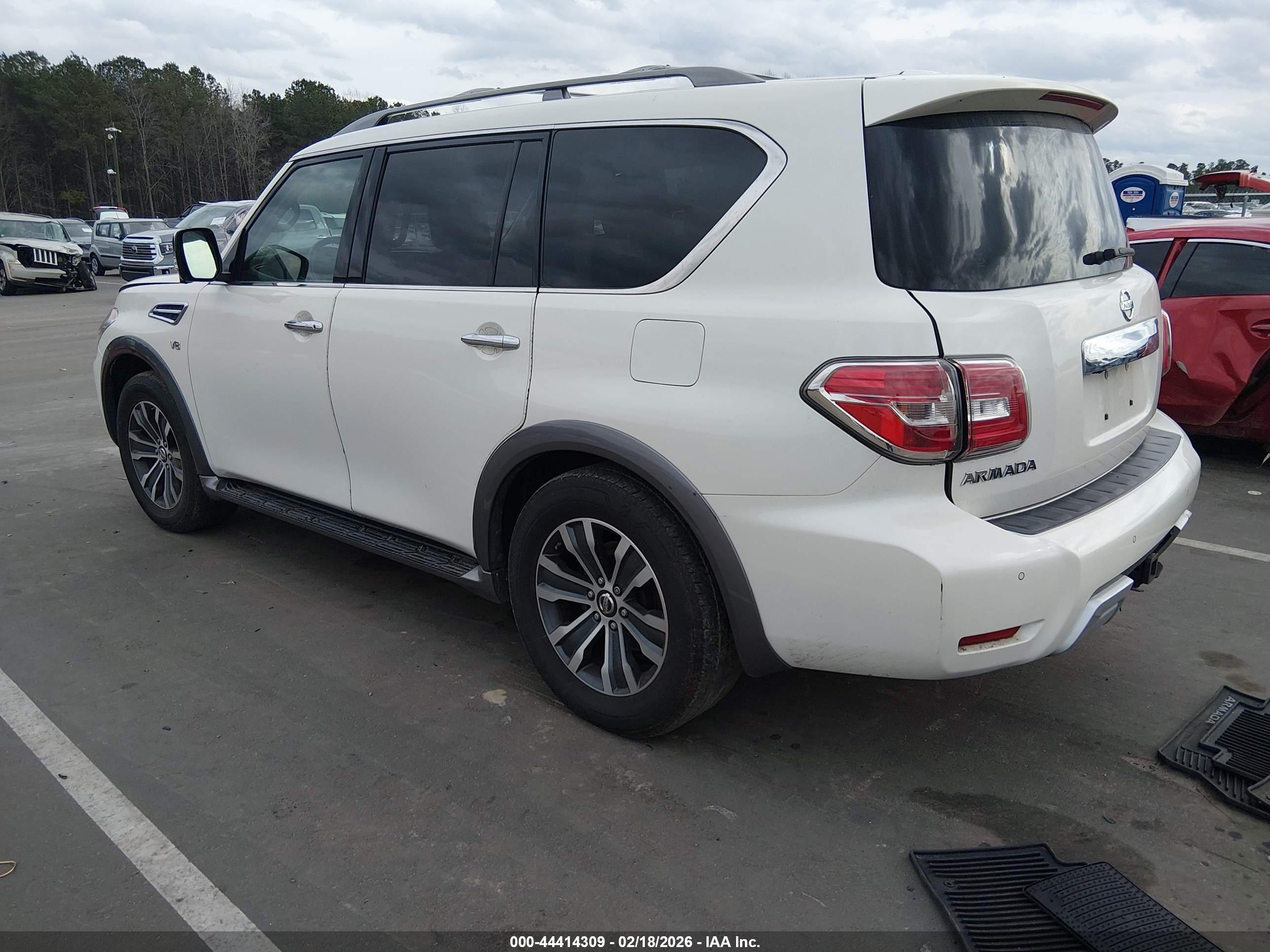 NISSAN ARMADA image 3
