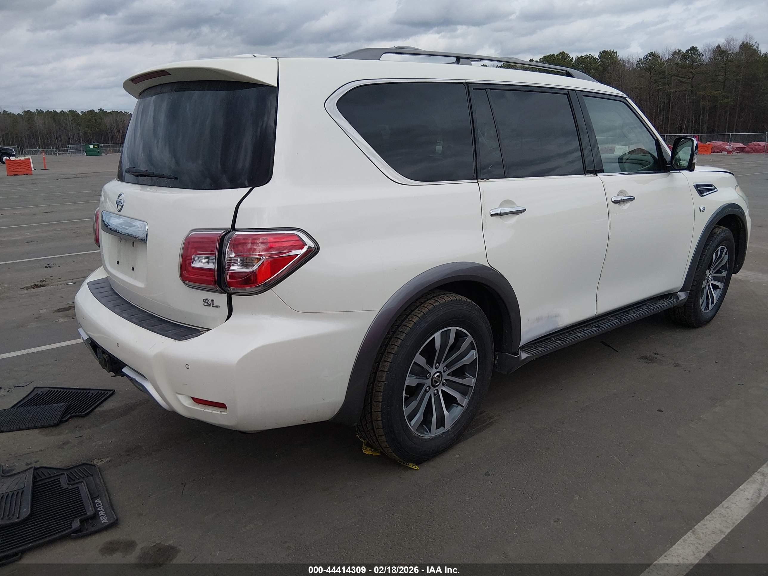 NISSAN ARMADA image 4