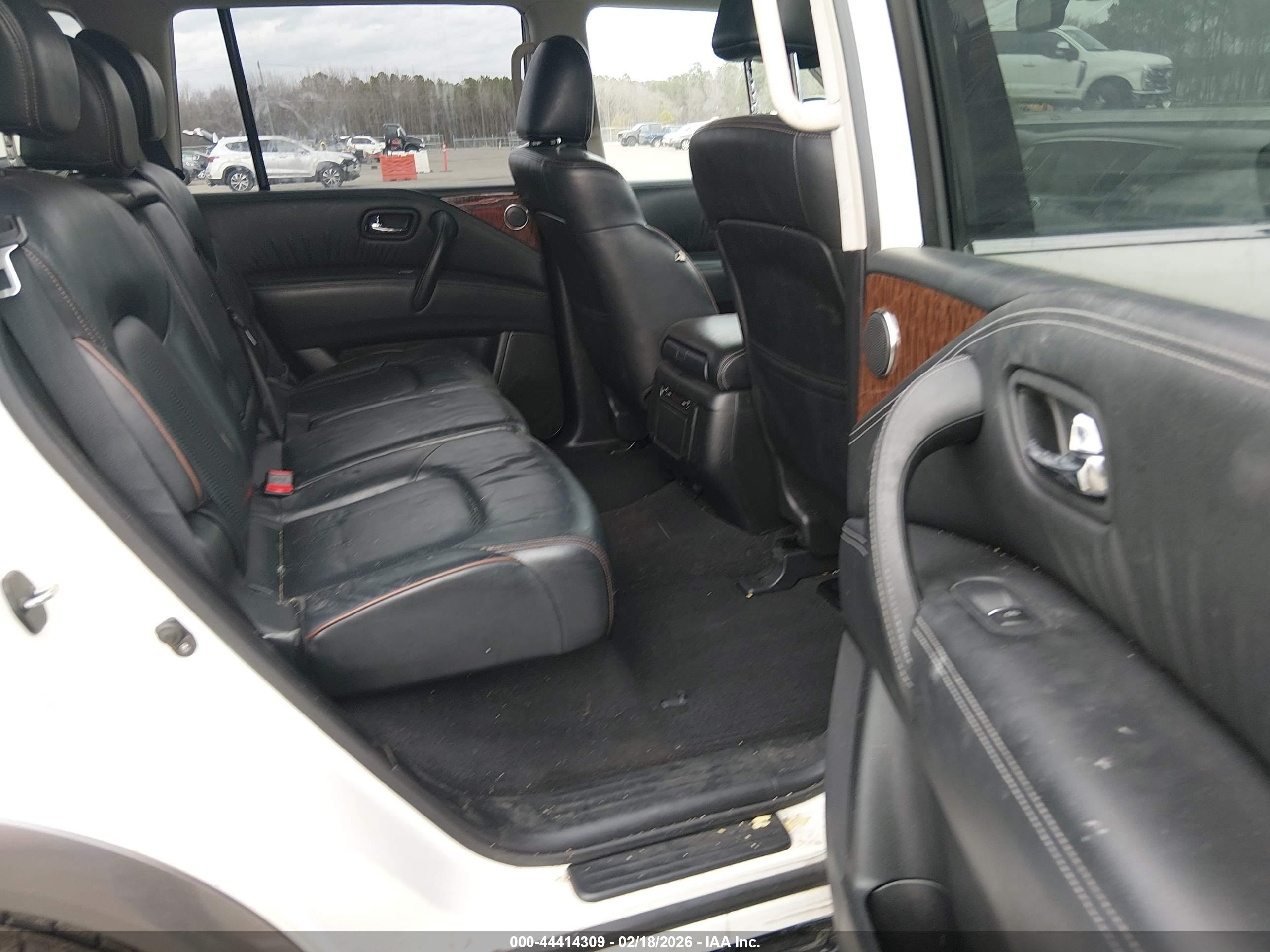 NISSAN ARMADA image 8