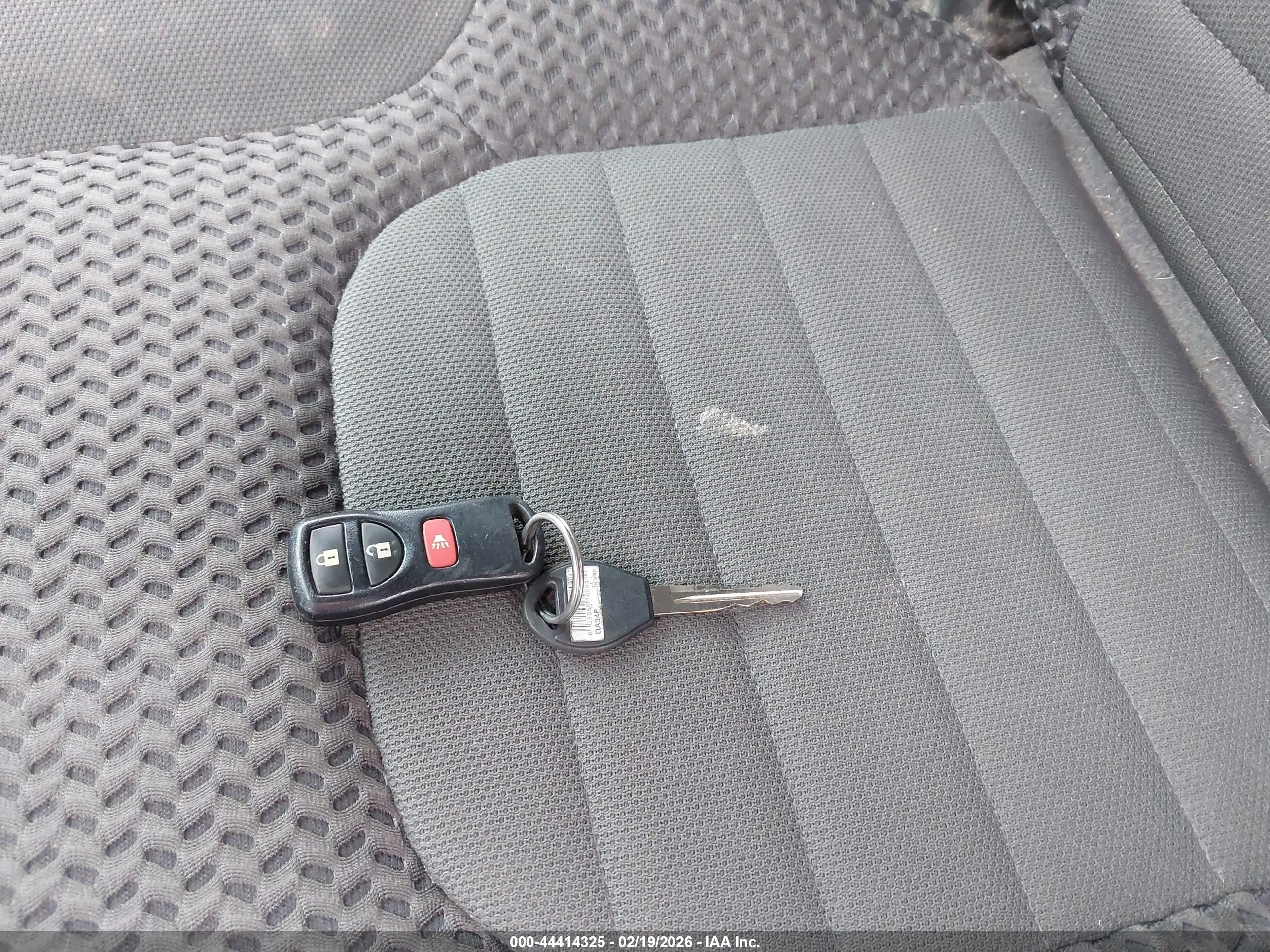 NISSAN FRONTIER image 11