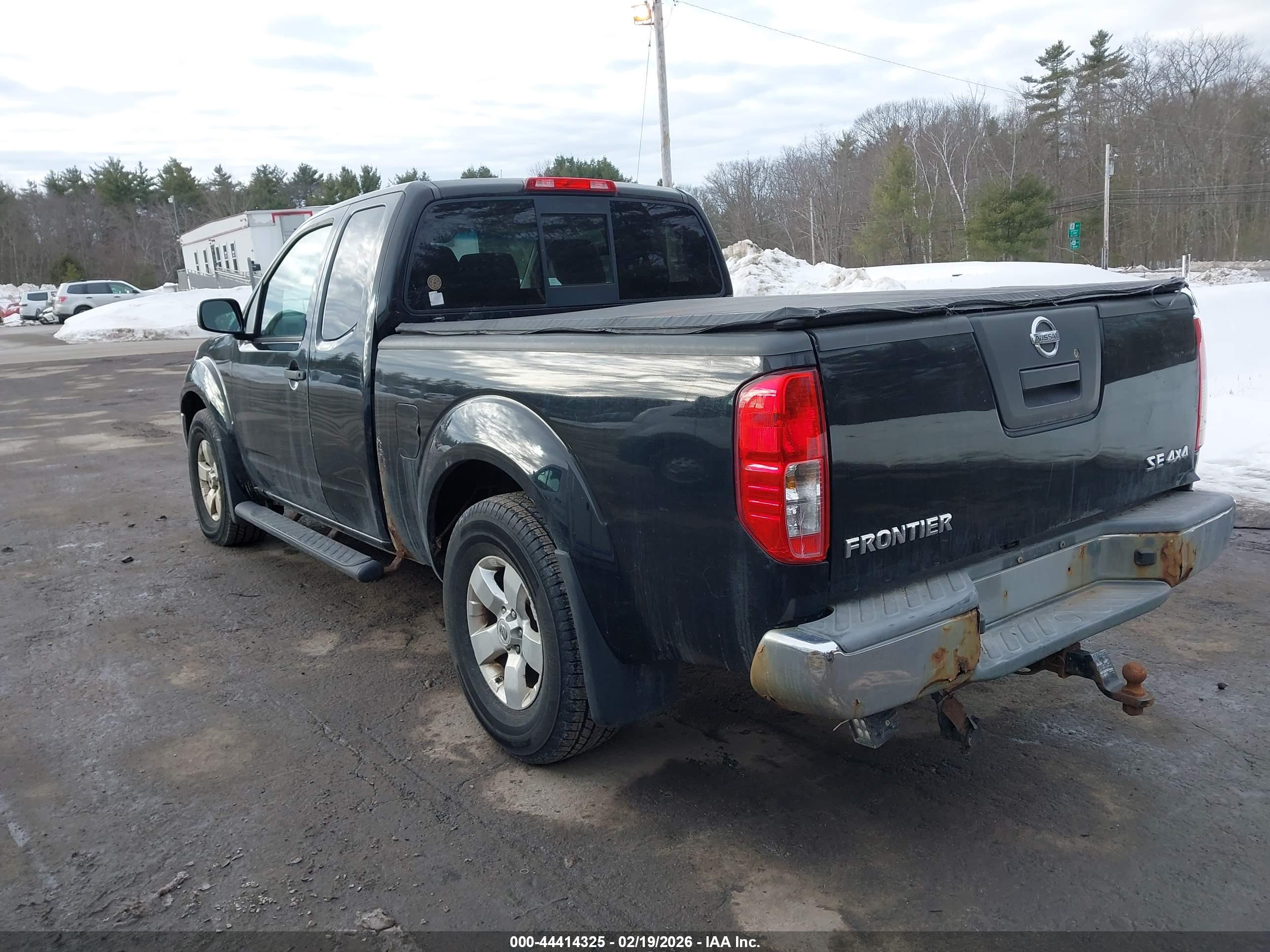NISSAN FRONTIER image 3