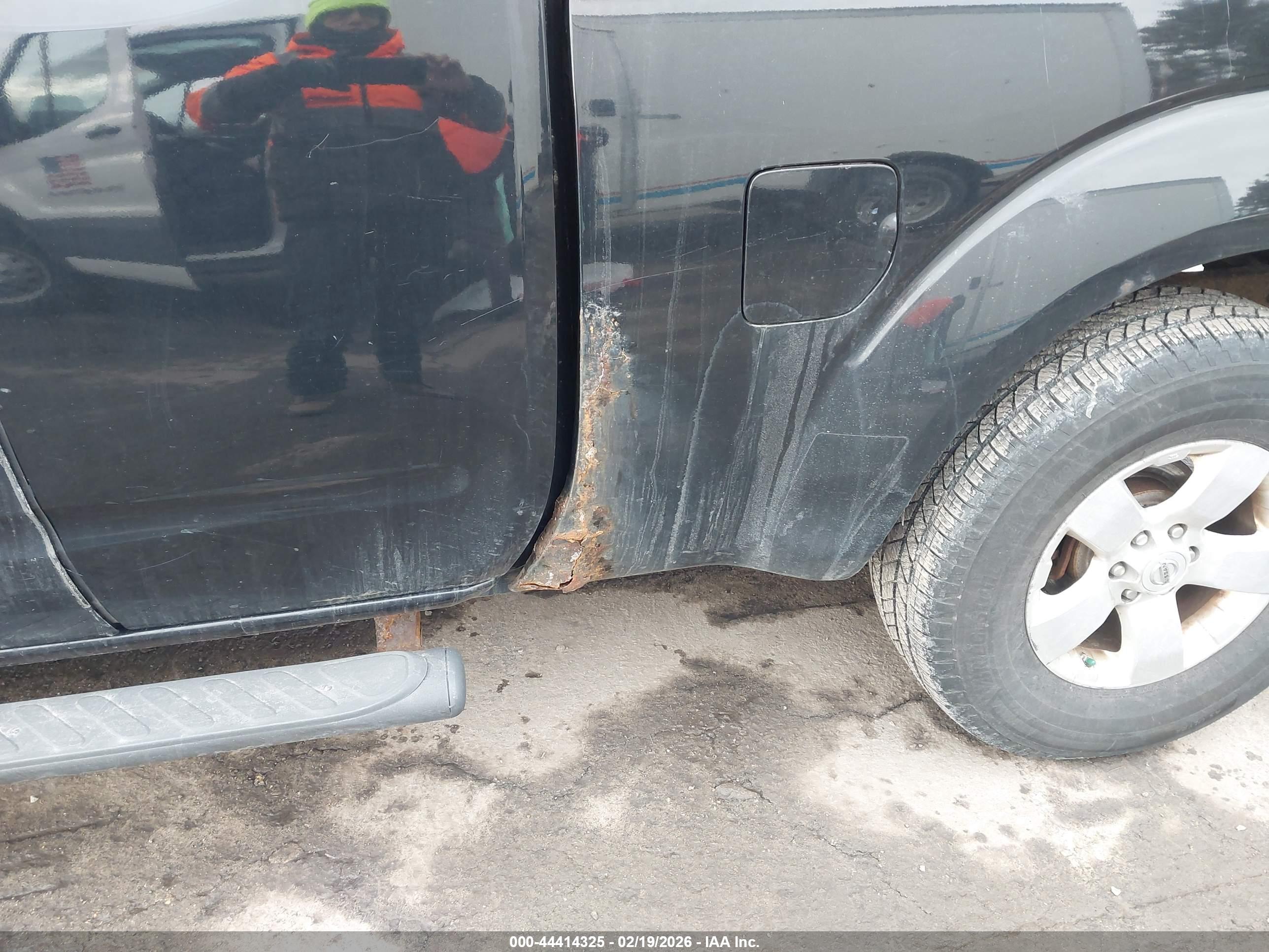 NISSAN FRONTIER image 6