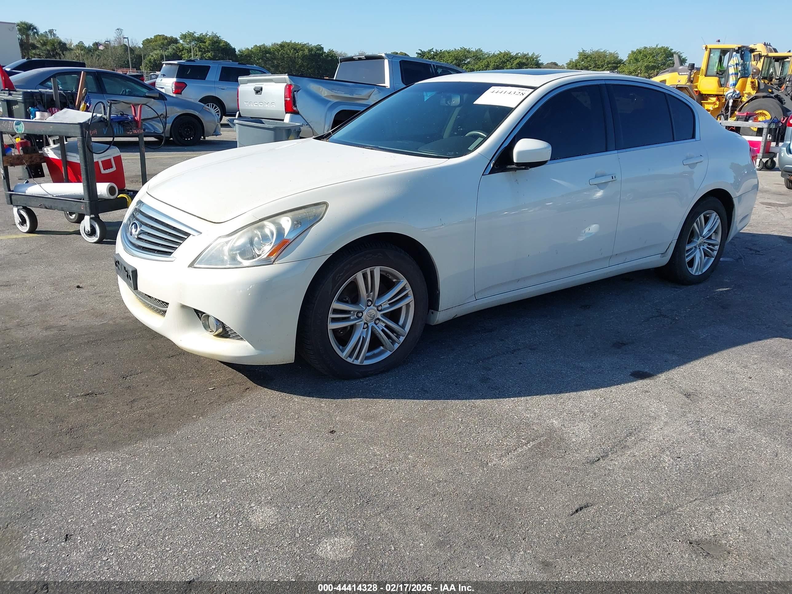 INFINITI G37X image 2