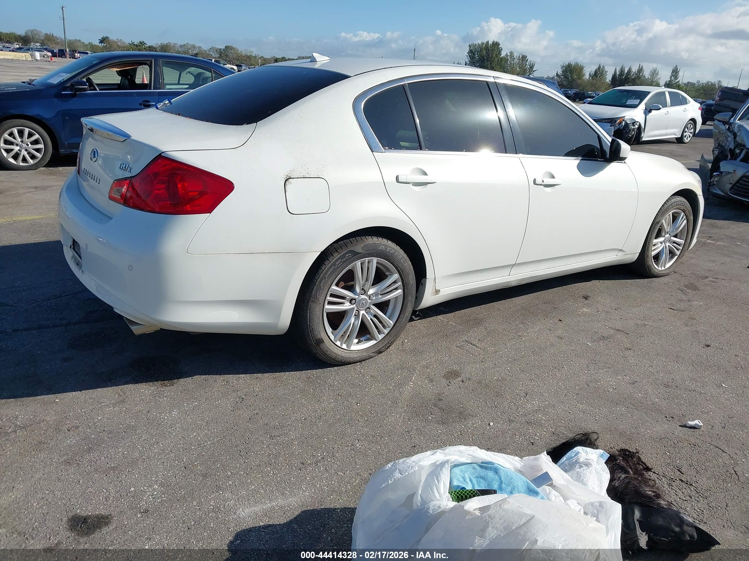 INFINITI G37X image 4