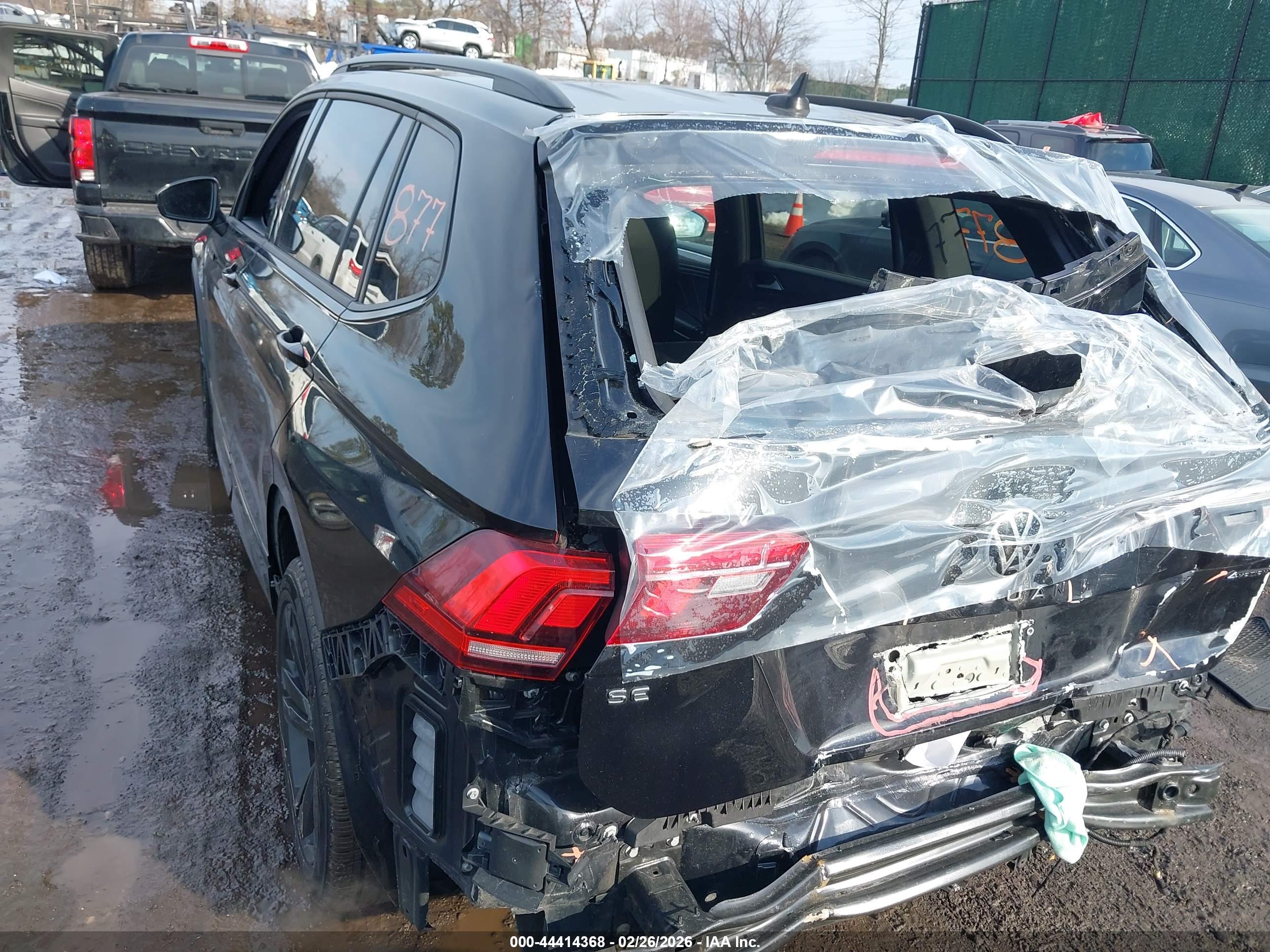 VOLKSWAGEN TIGUAN image 6