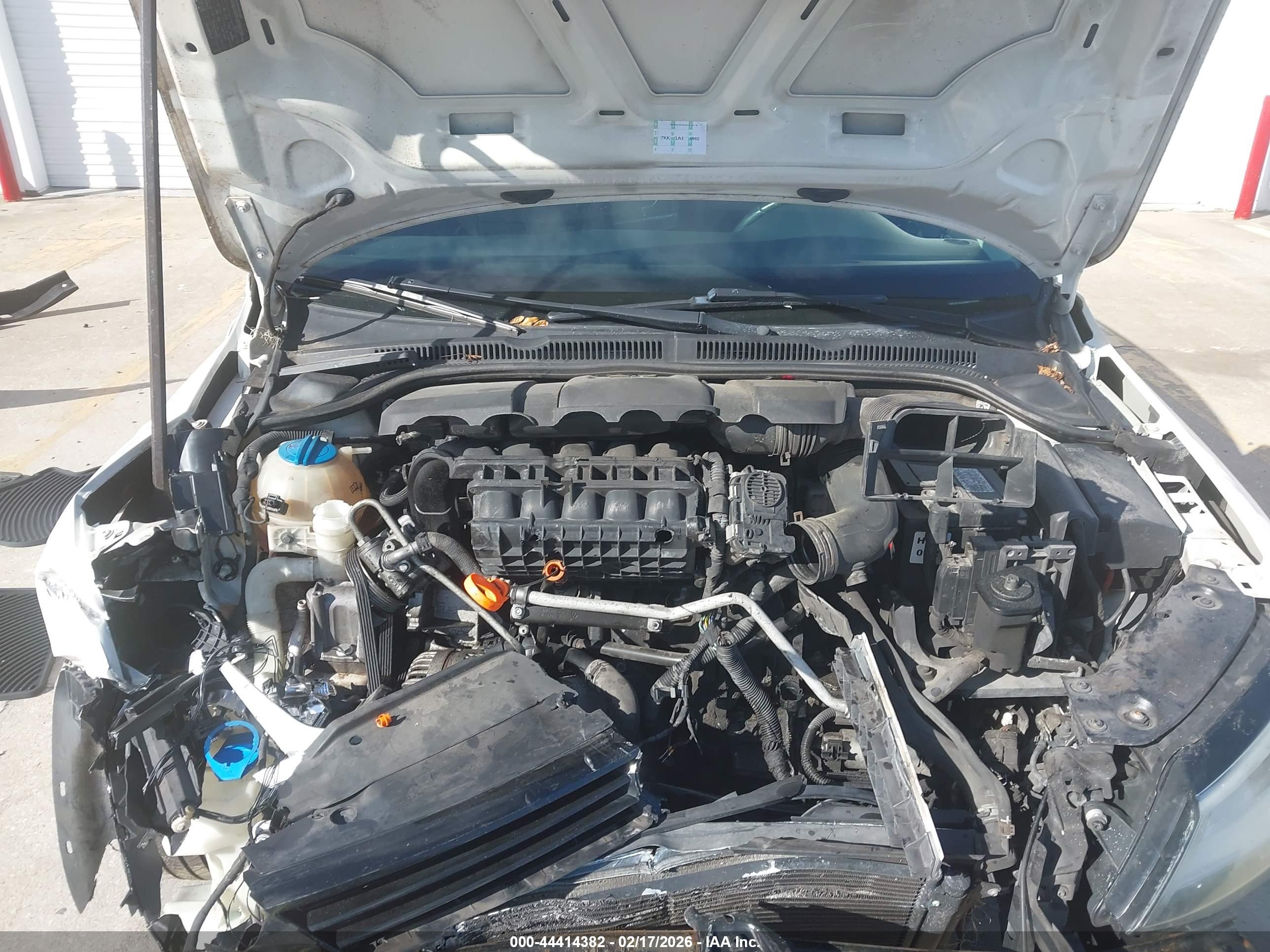 VOLKSWAGEN JETTA image 10