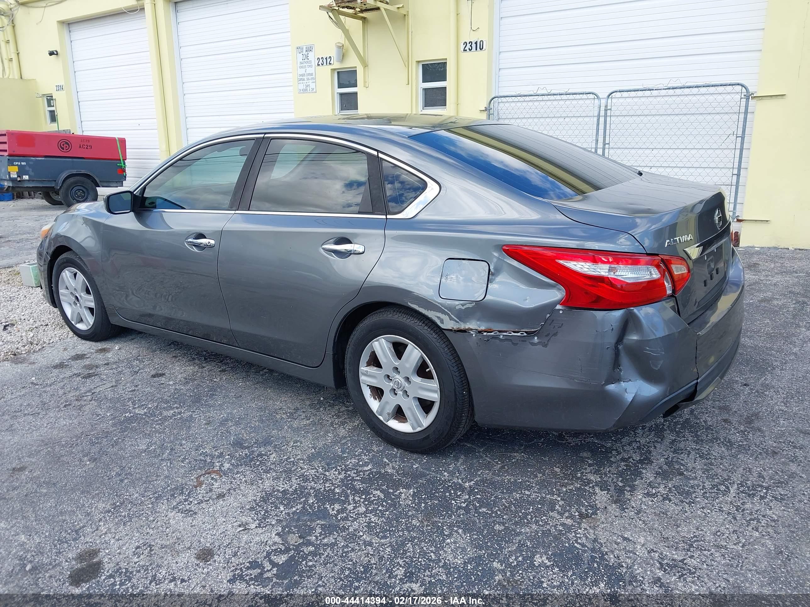 NISSAN ALTIMA image 6