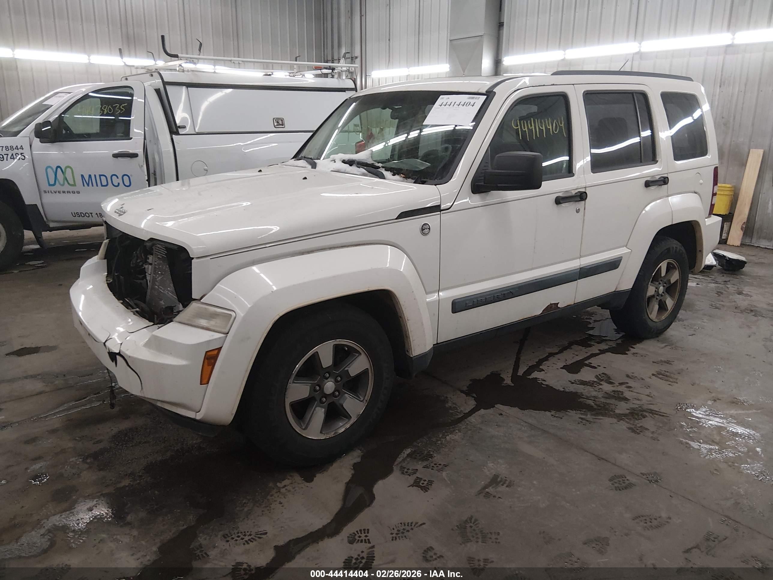 JEEP LIBERTY image 2