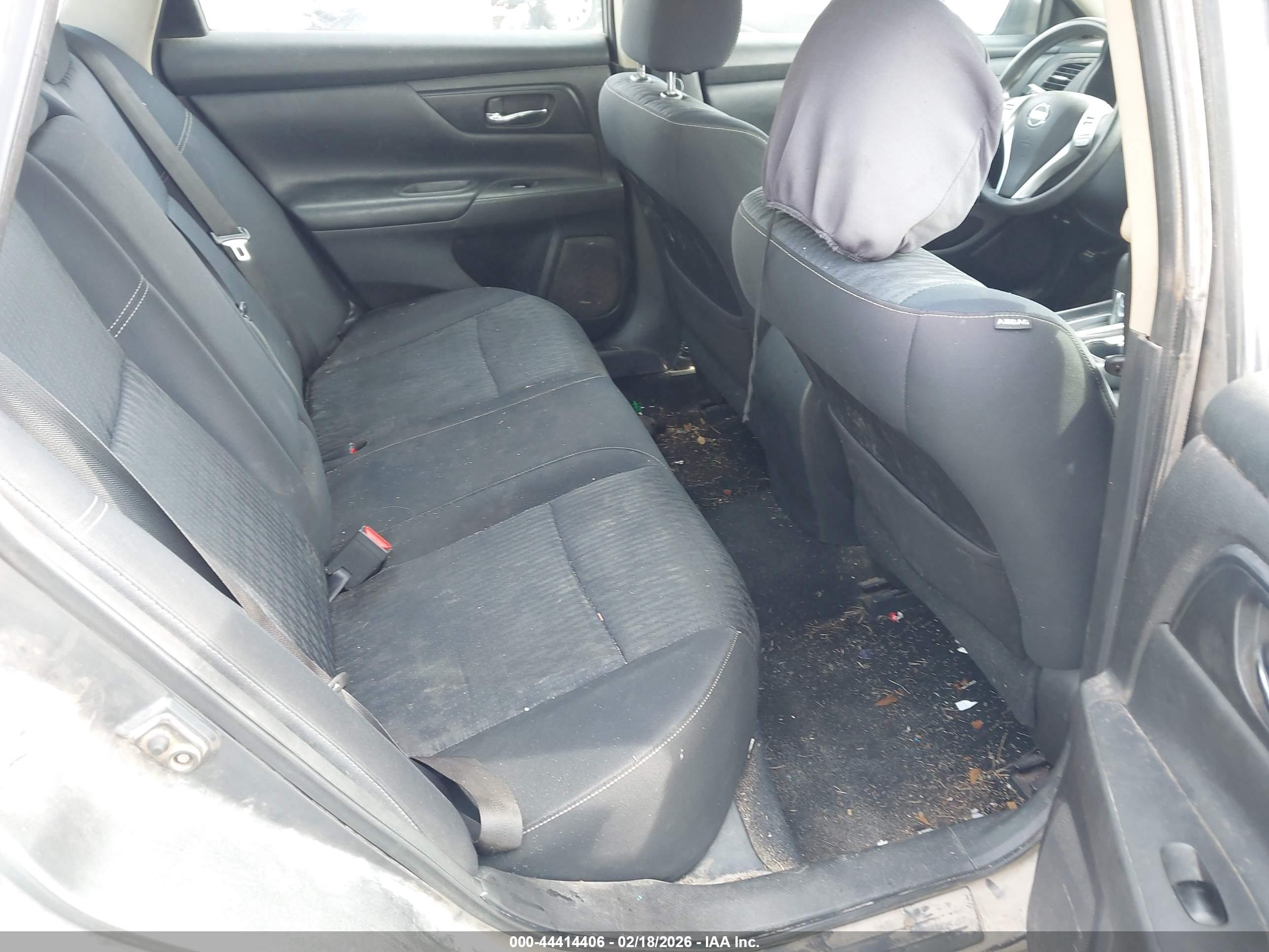 NISSAN ALTIMA image 8