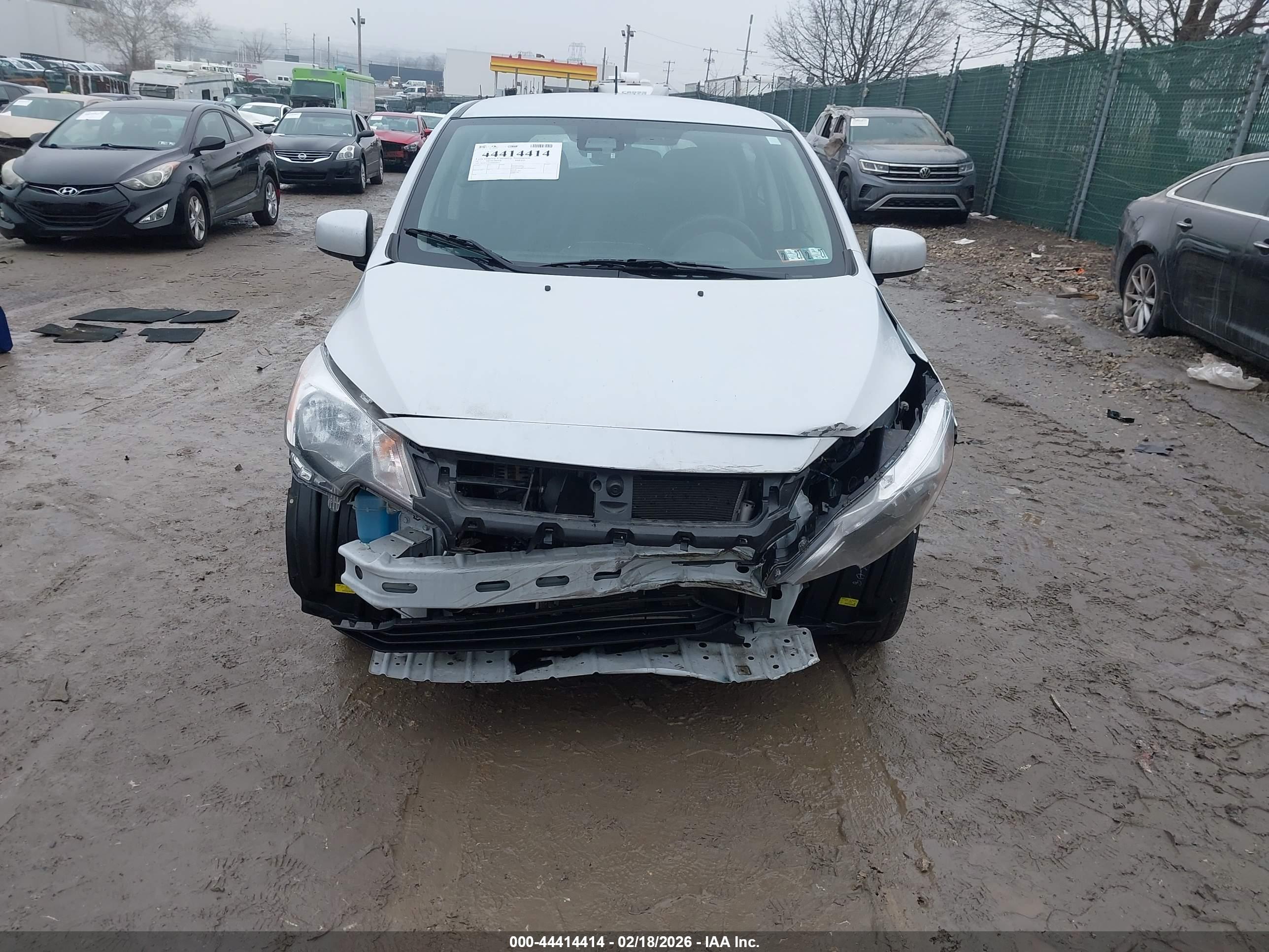 MITSUBISHI MIRAGE image 6