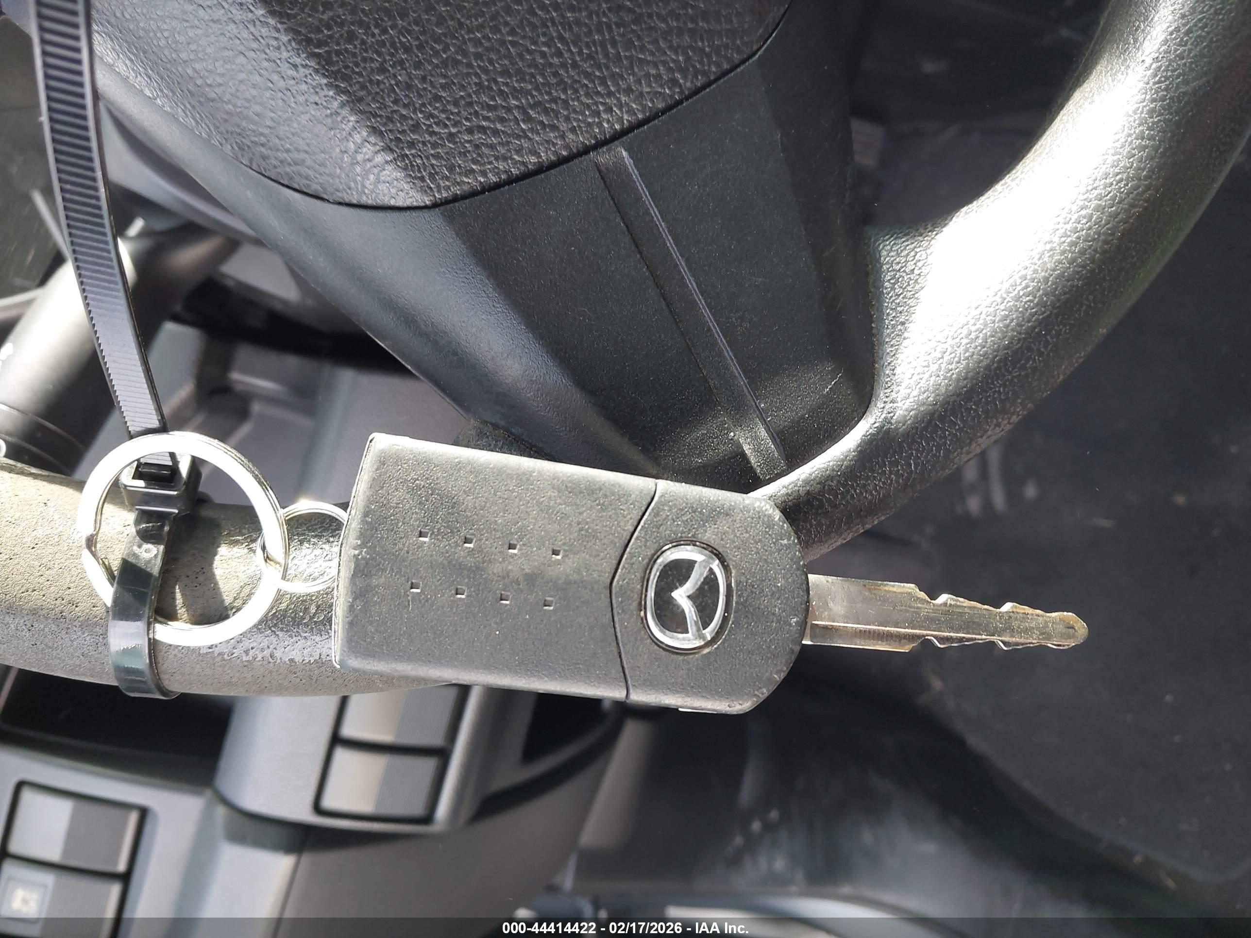 MAZDA MAZDA5 image 11