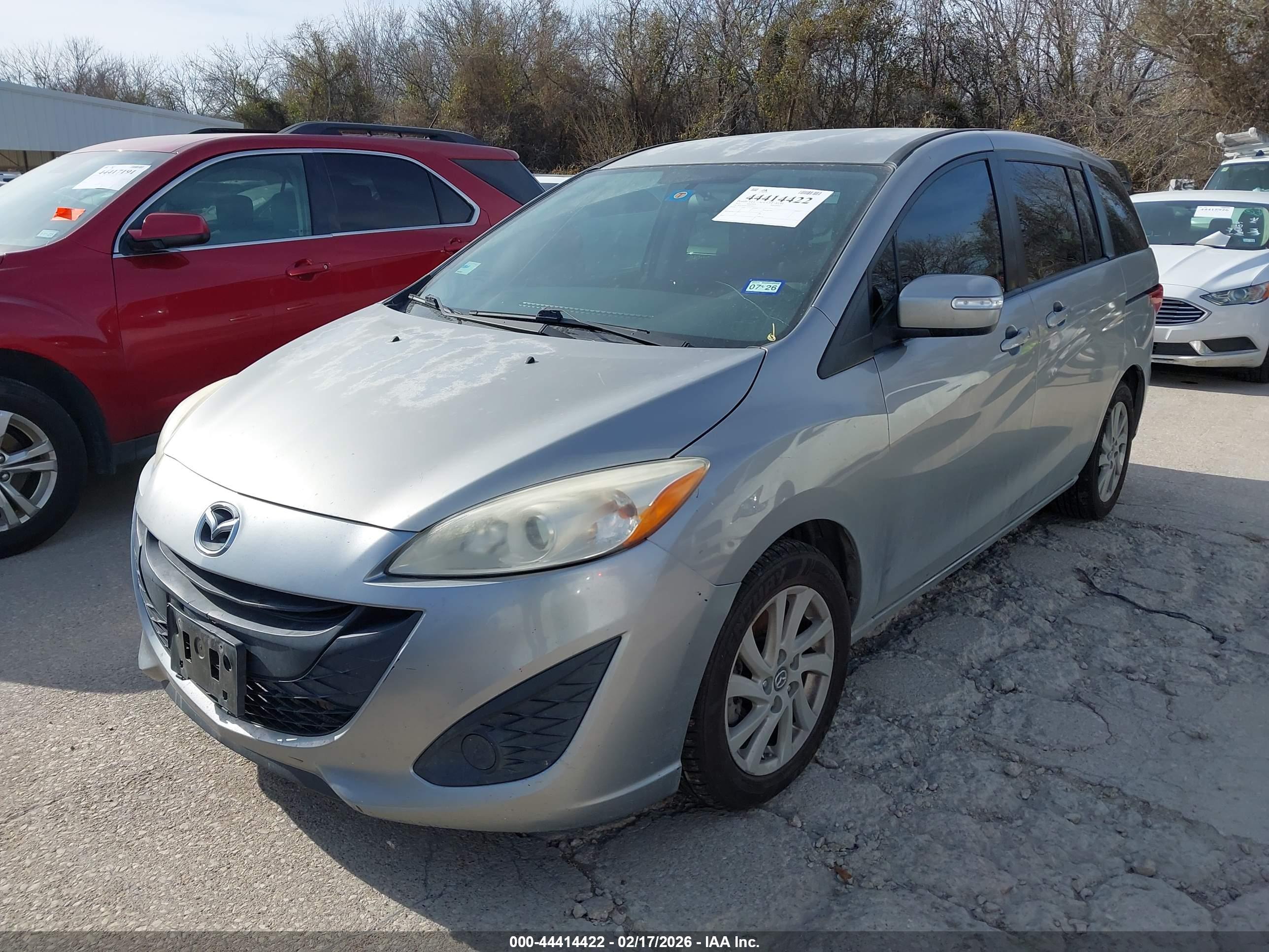 MAZDA MAZDA5 image 2