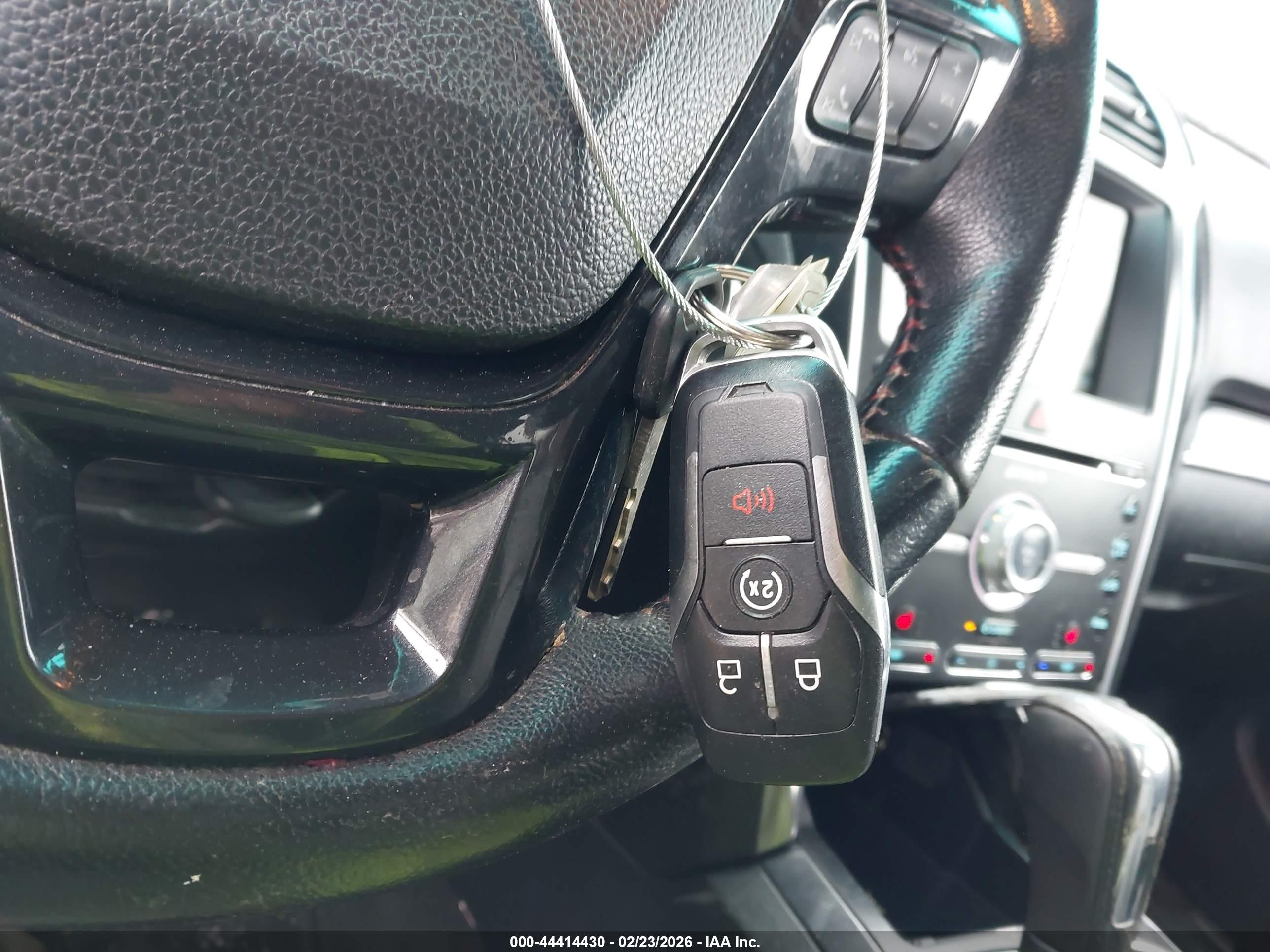 FORD EXPLORER image 11