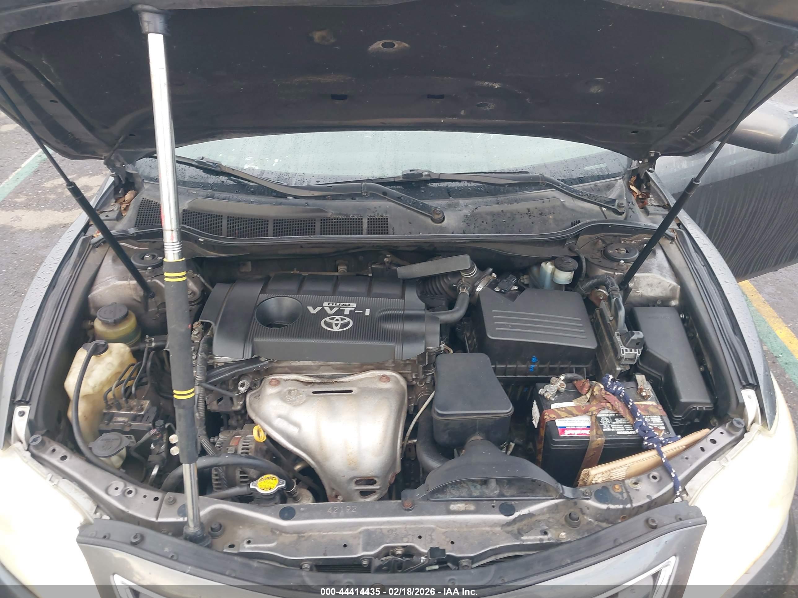 TOYOTA CAMRY image 10