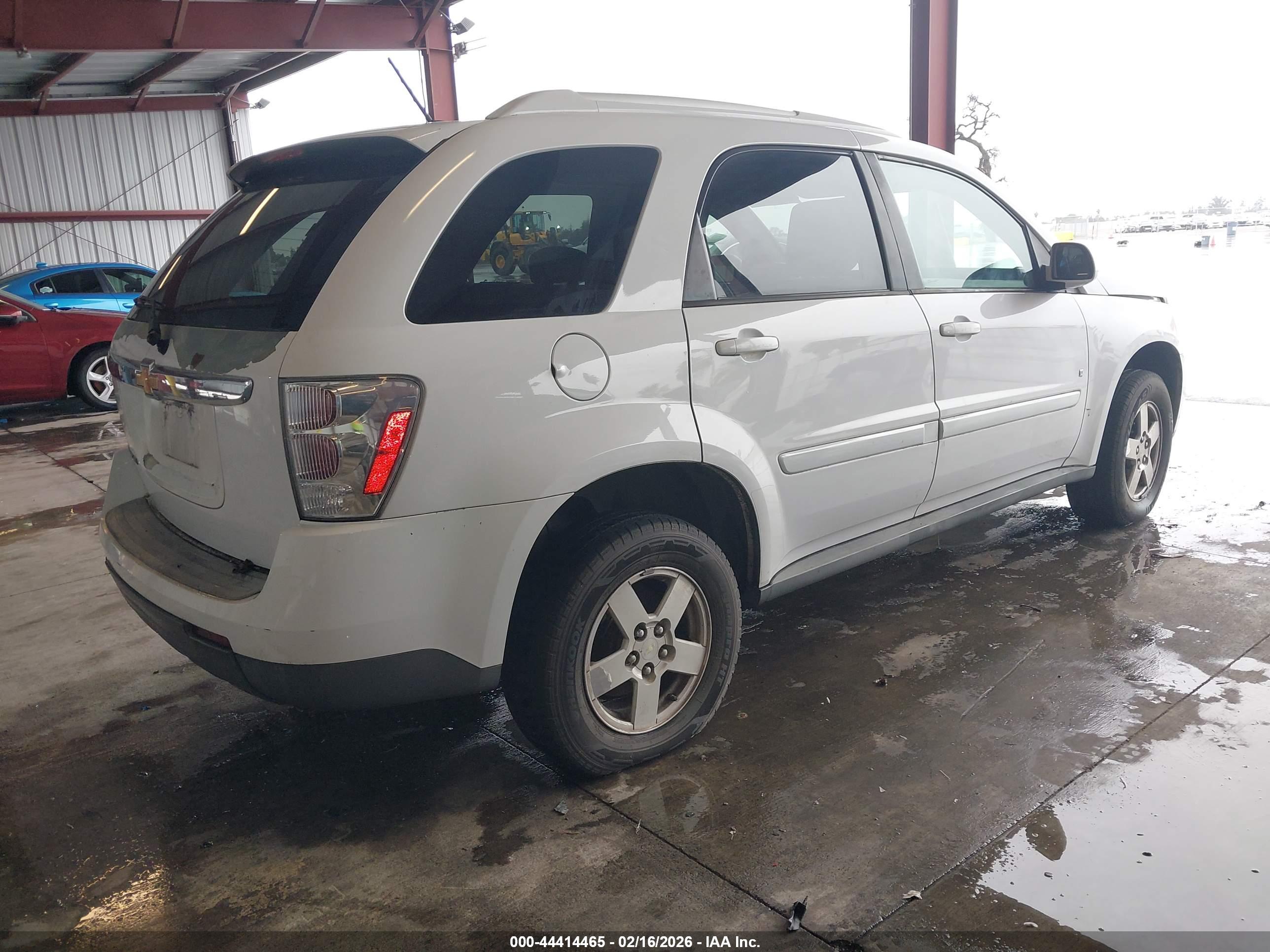CHEVROLET EQUINOX image 4