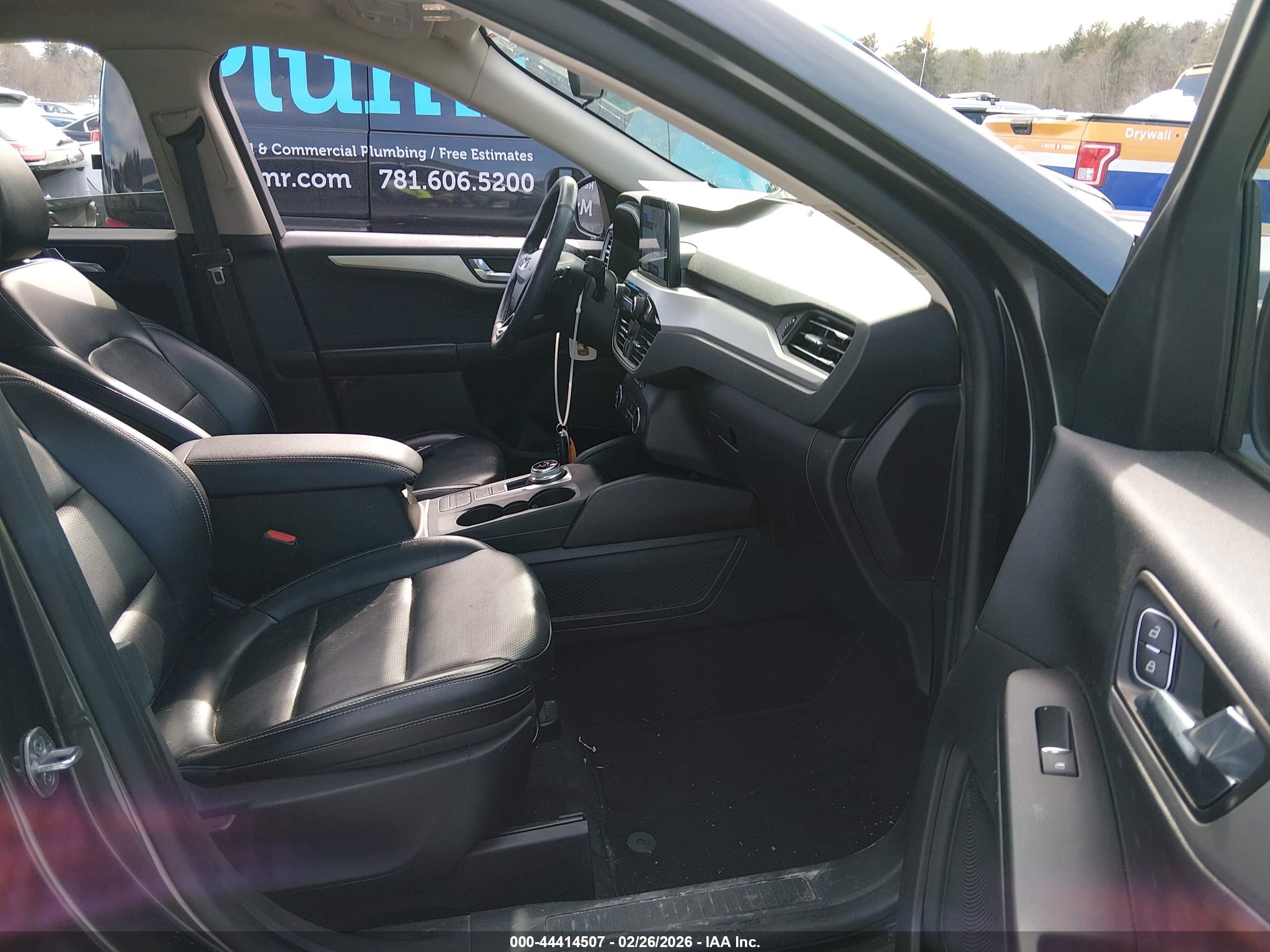 FORD ESCAPE image 5