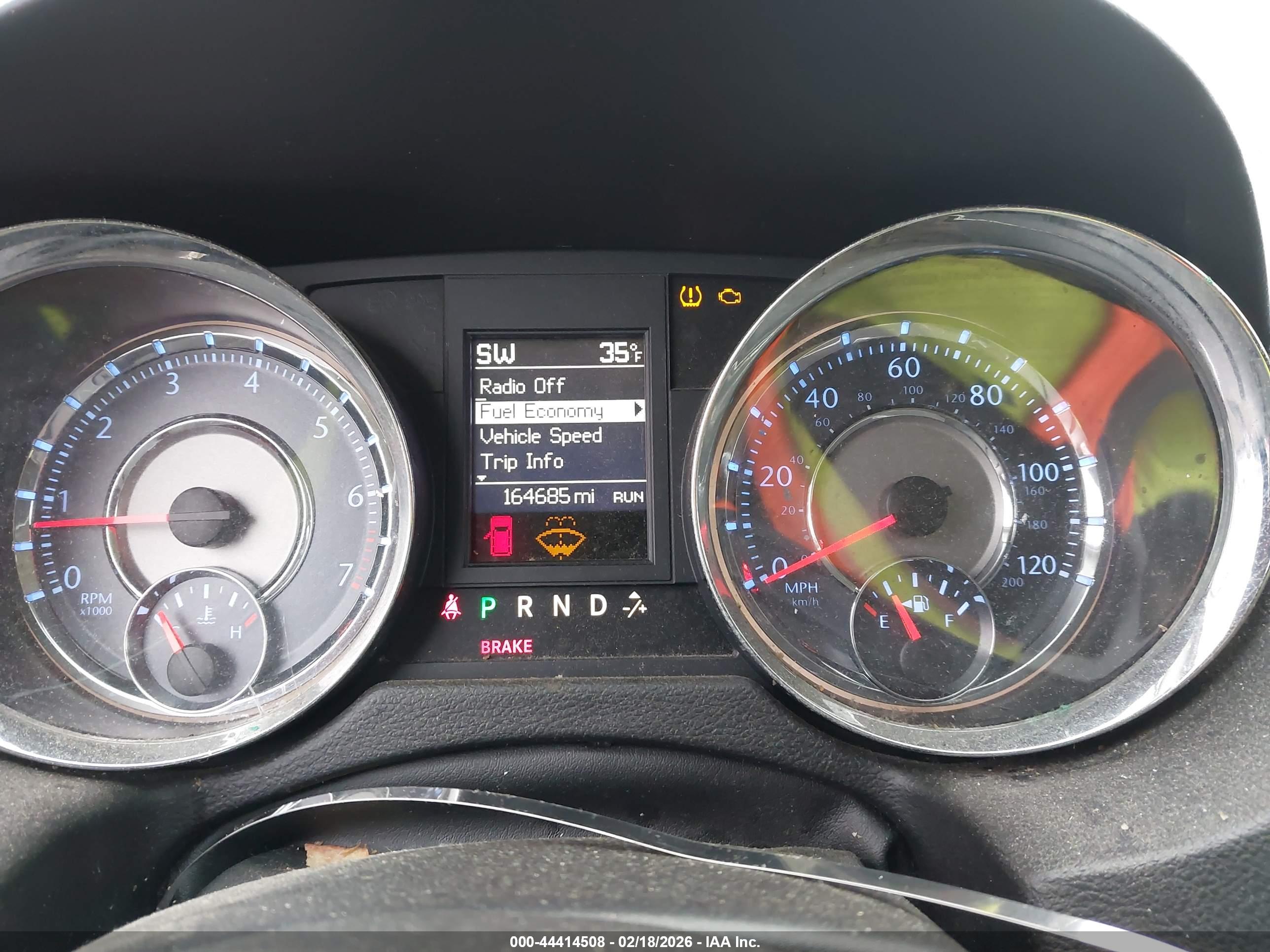 CHRYSLER TOWN image 7