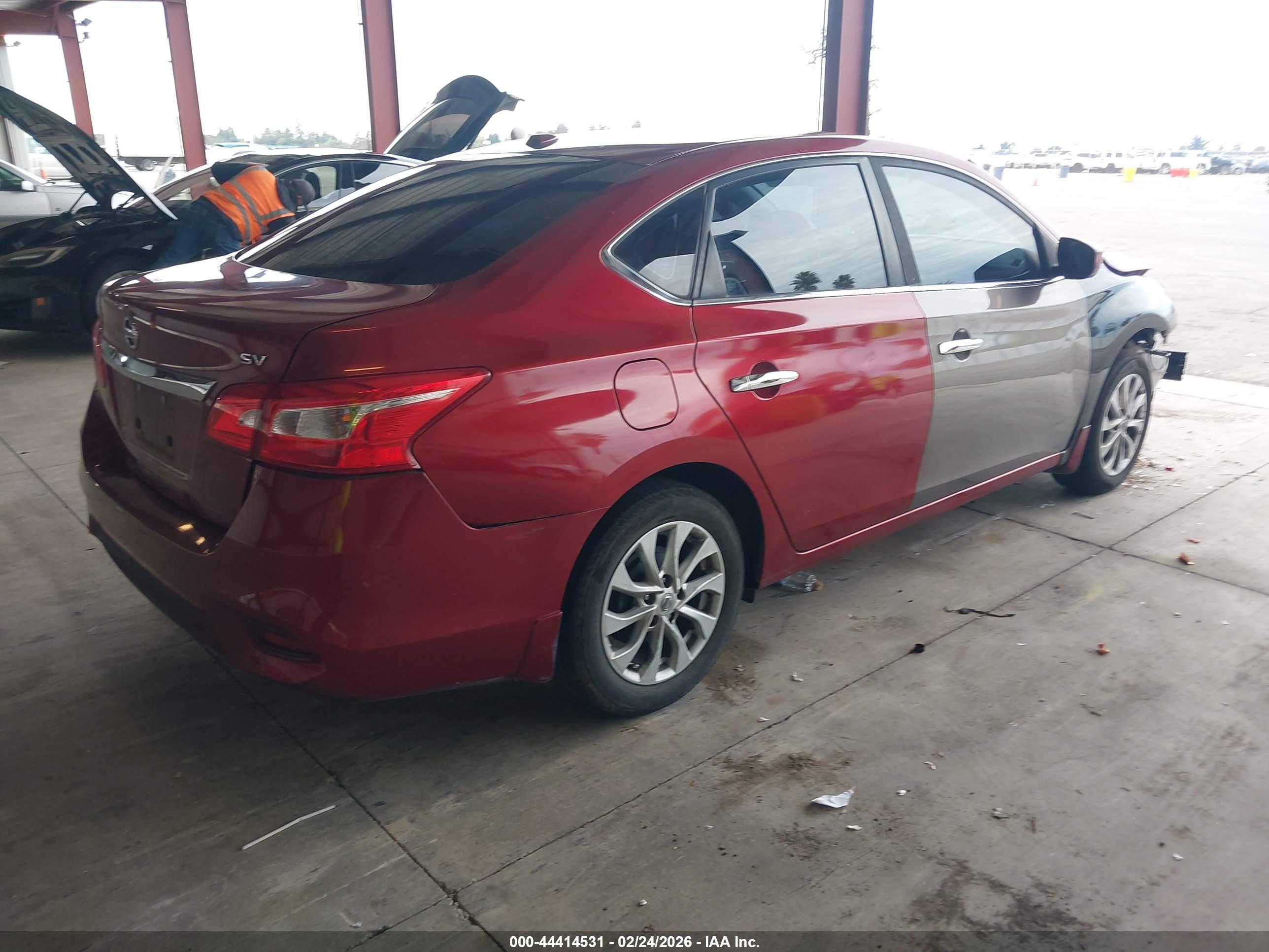 NISSAN SENTRA image 4