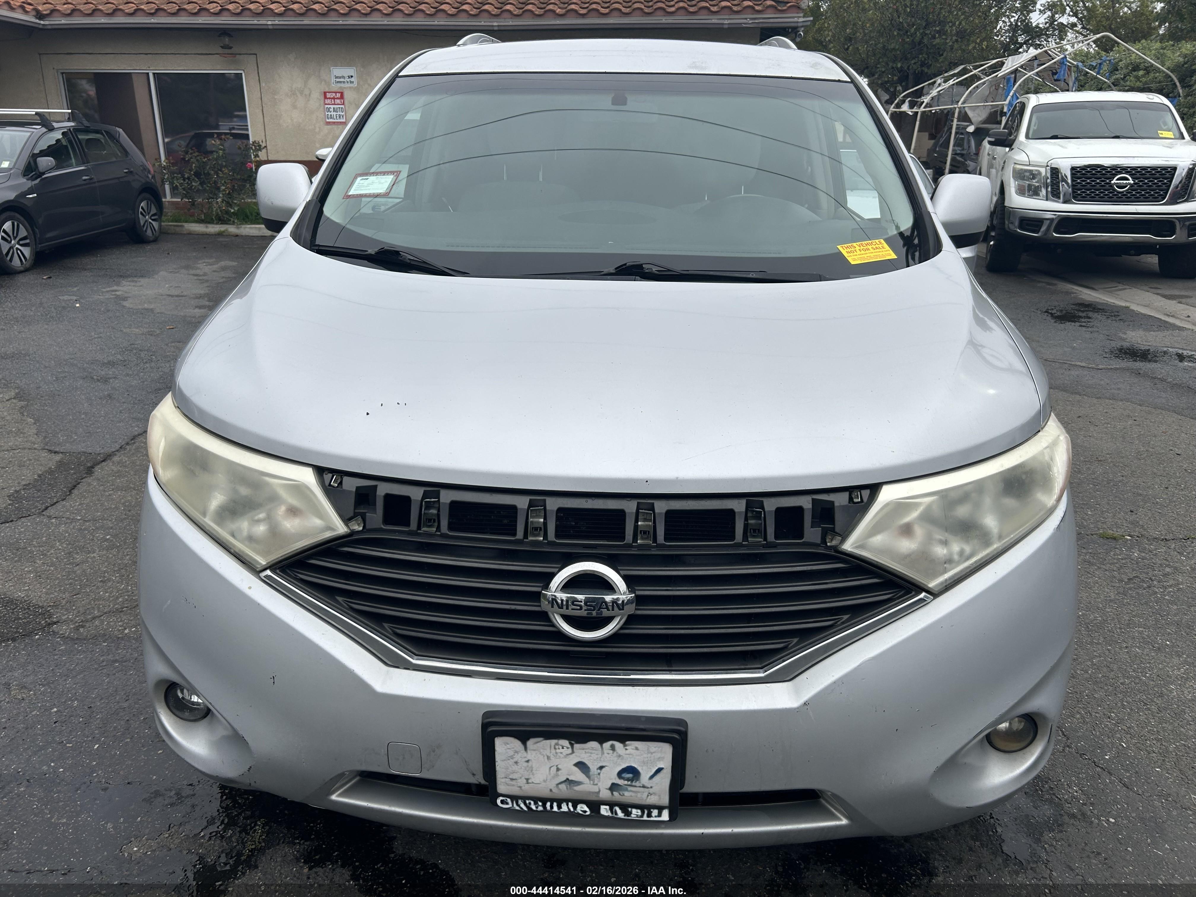 NISSAN QUEST image 6
