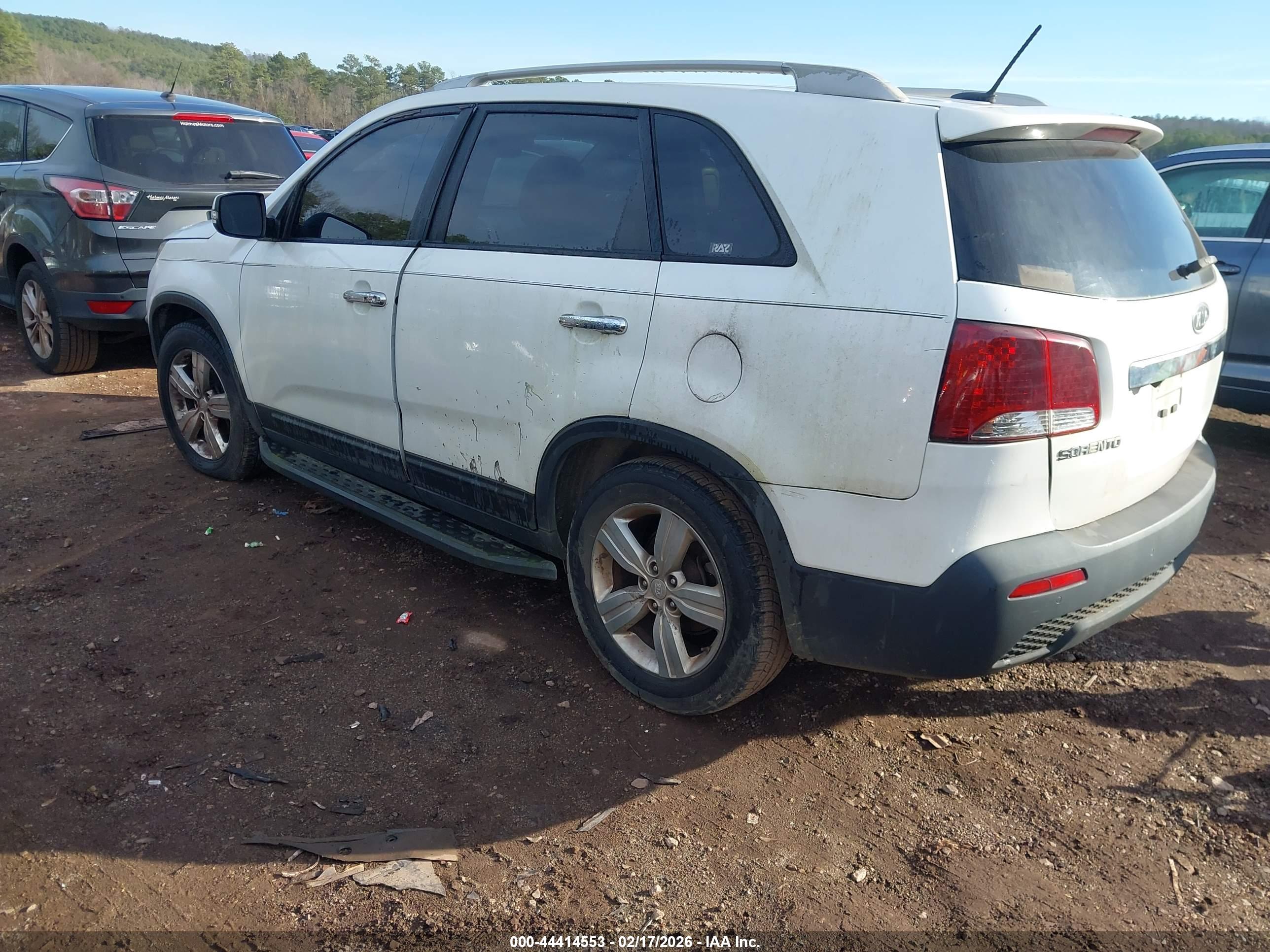 KIA SORENTO image 3