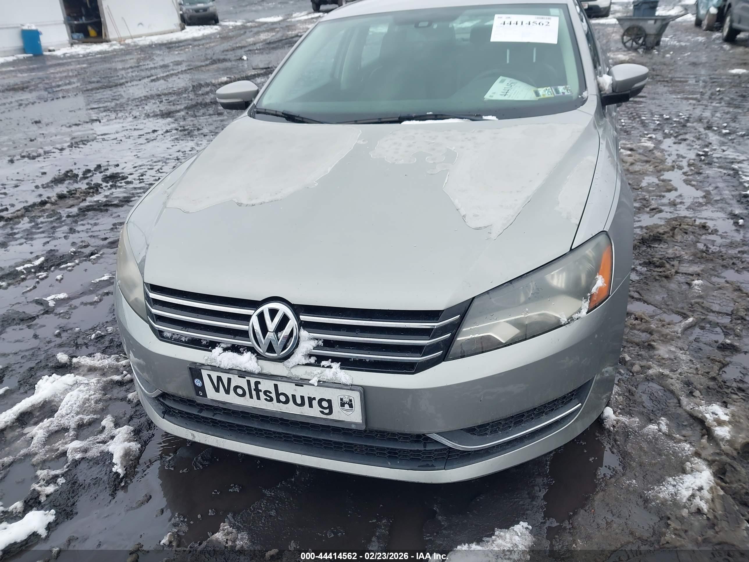 VOLKSWAGEN PASSAT image 6