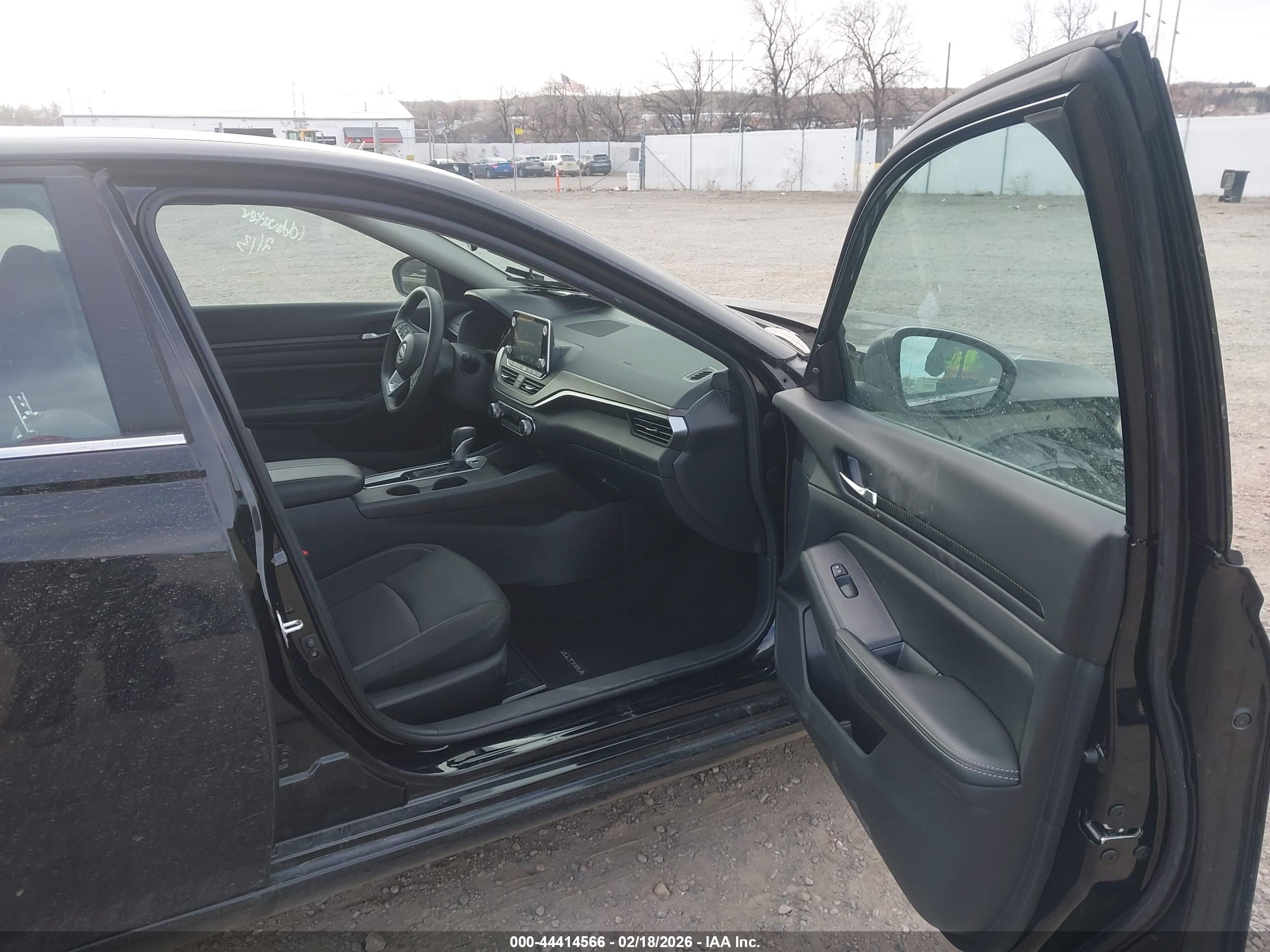 NISSAN ALTIMA image 5